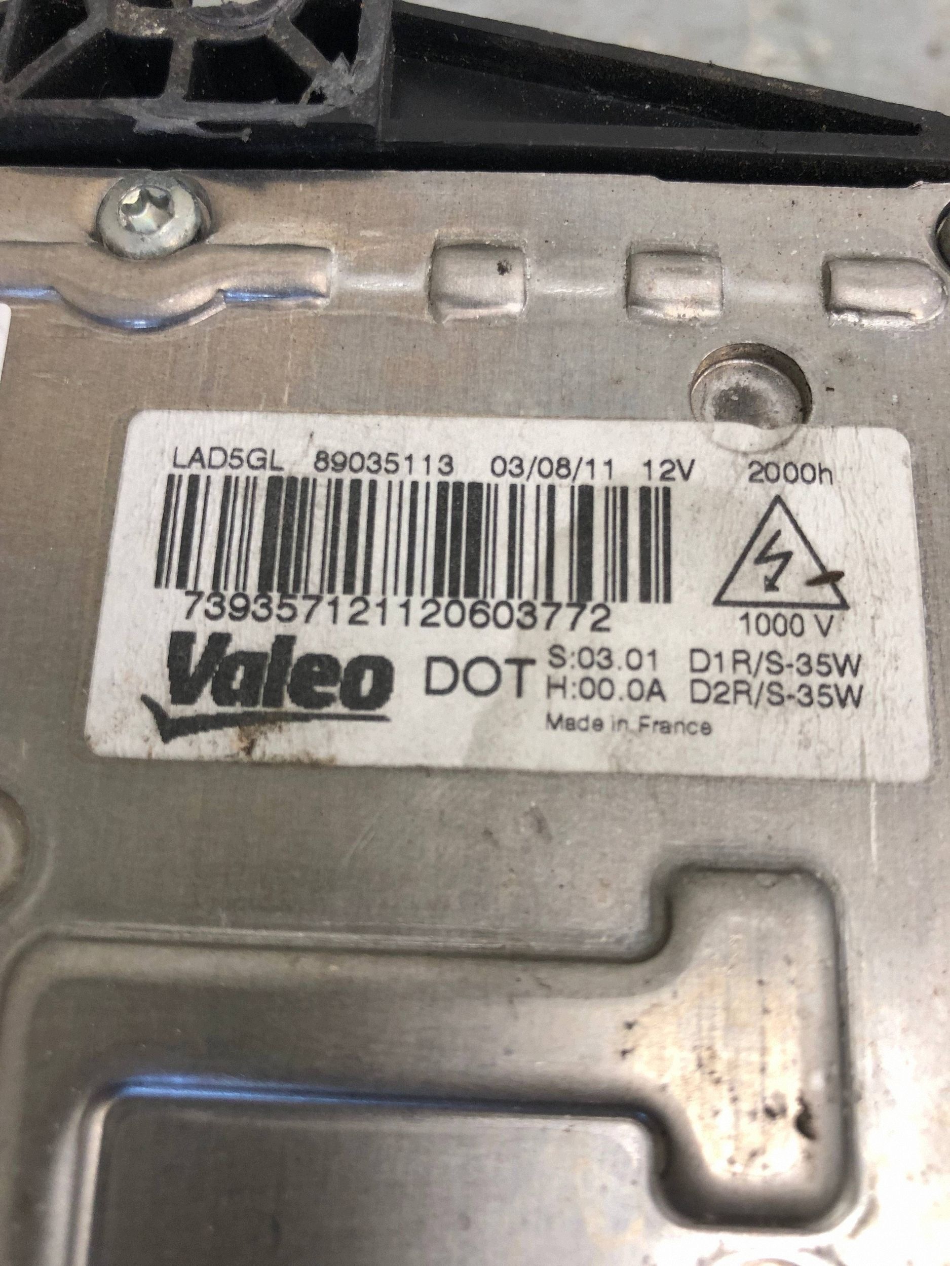 light right front XENON AUDI A4 B6 8E0941004C
