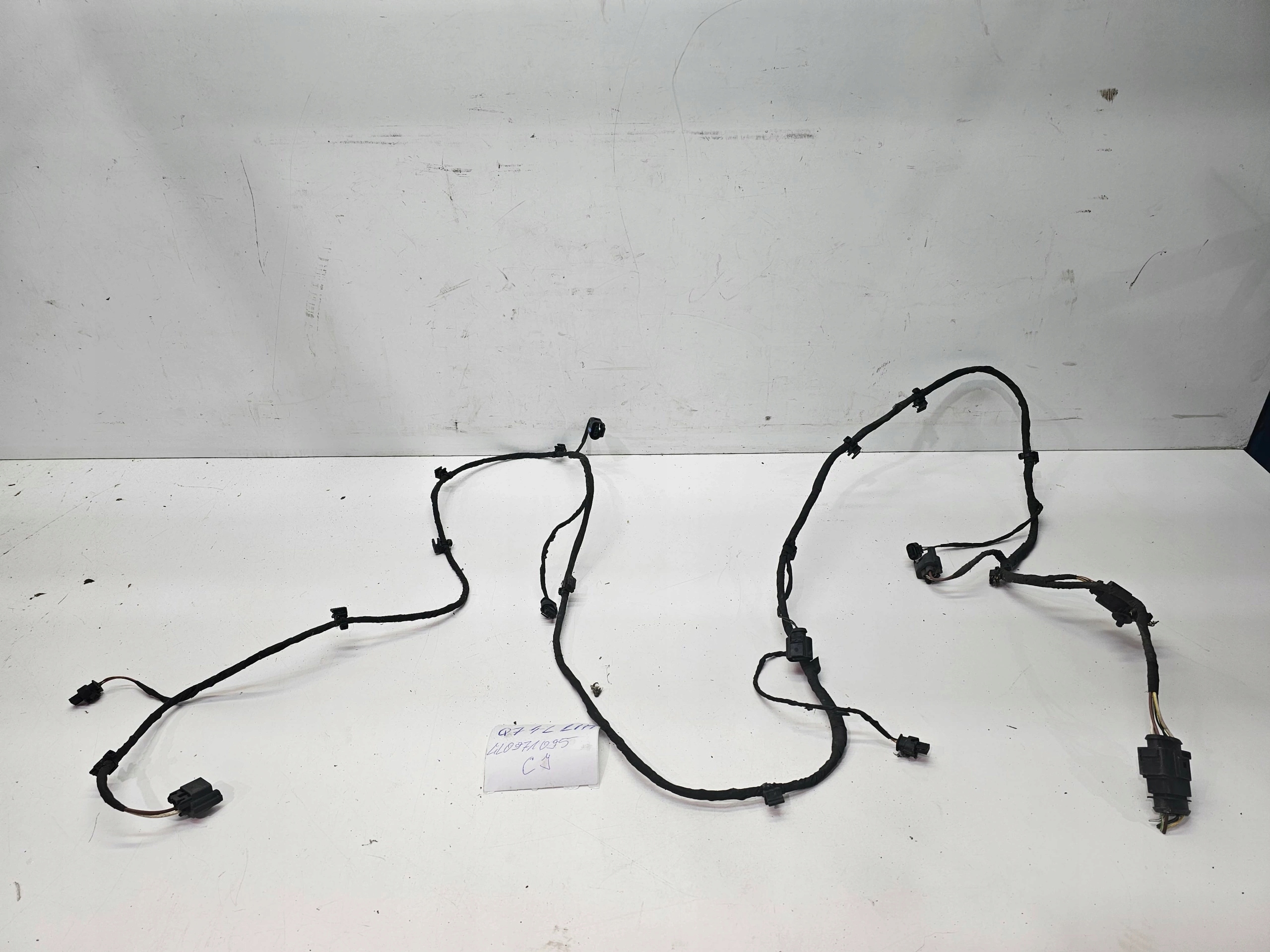bundle PDC CZUJNIKOW front AUDI Q7 4L LIFT 4L0971095CJ