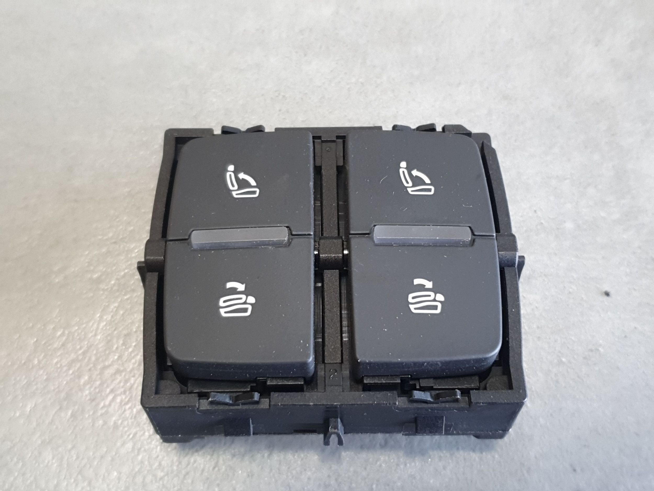 Audi Q7 4M switch seat 4M0959861B
