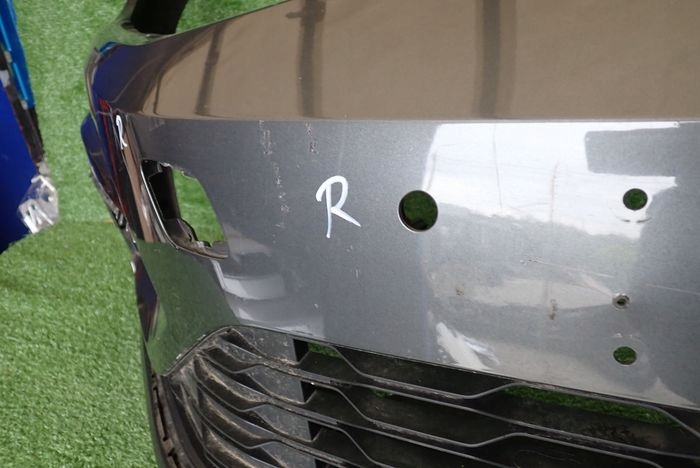 VW GOLF VII LIFT 17- Frontstoßstange vorne