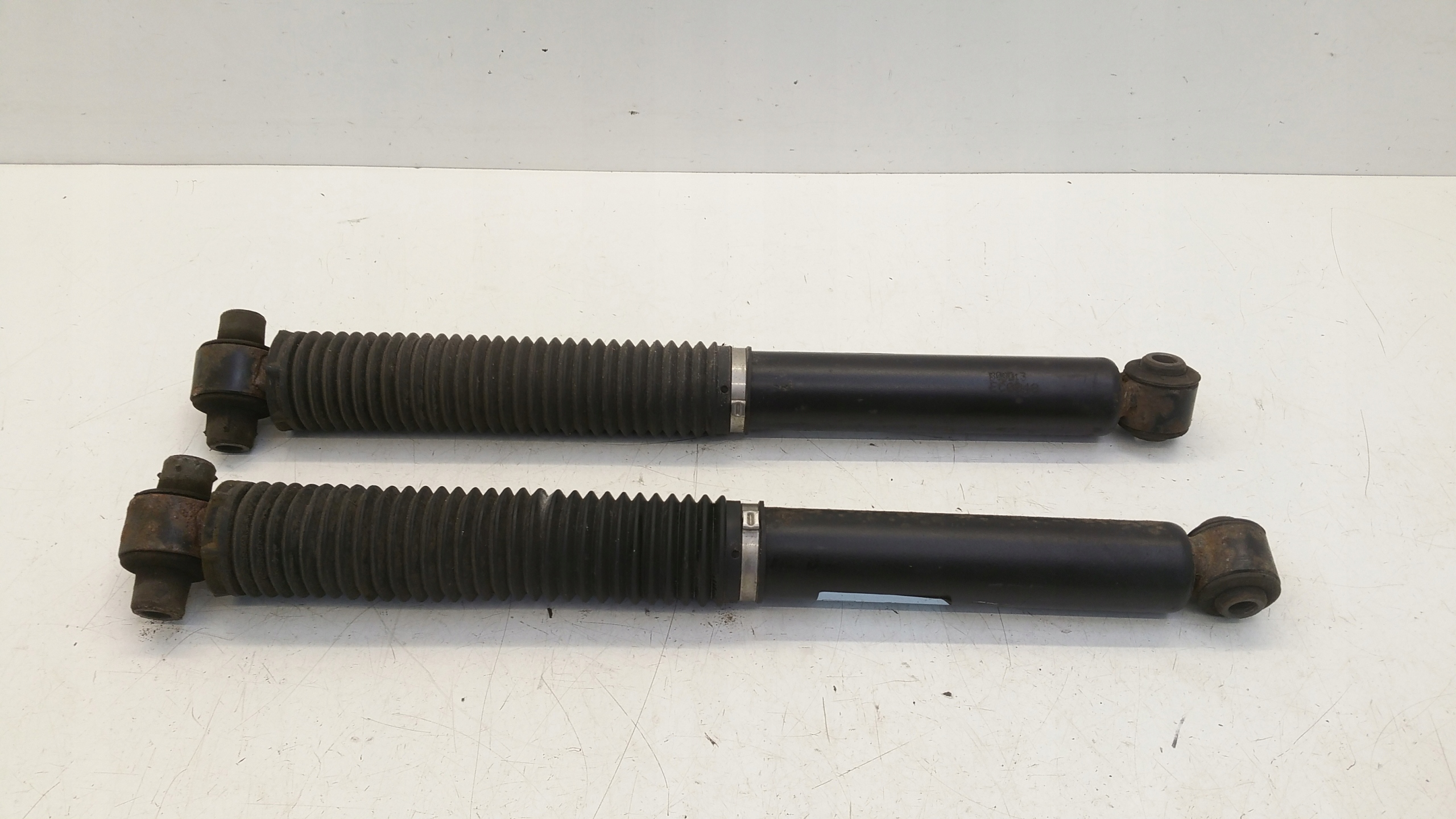 Stoßdämpfer heck para BV6118080CAE Ford Focus MK3