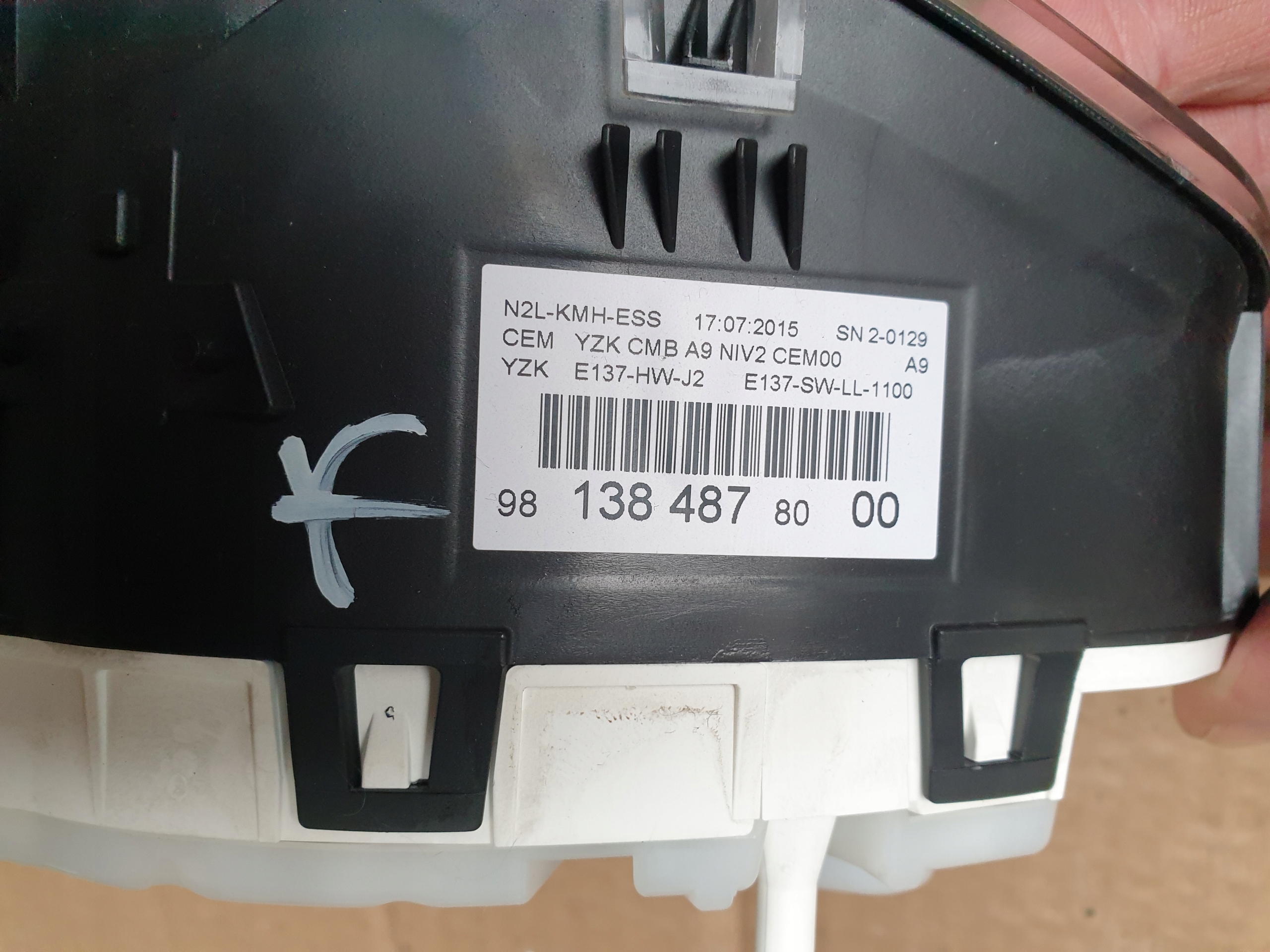 dials dials PEUGEOT 208 2015-2019 1.2 VTI 9813848780