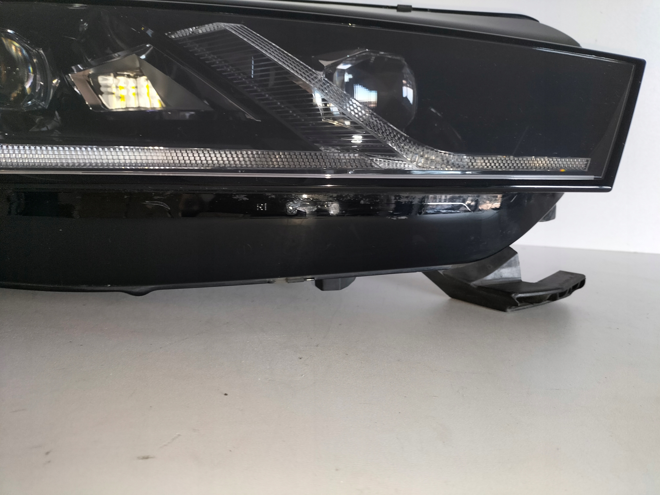 light front reflektor right SKODA OCTAVIA 4 IV 19- FULL LED