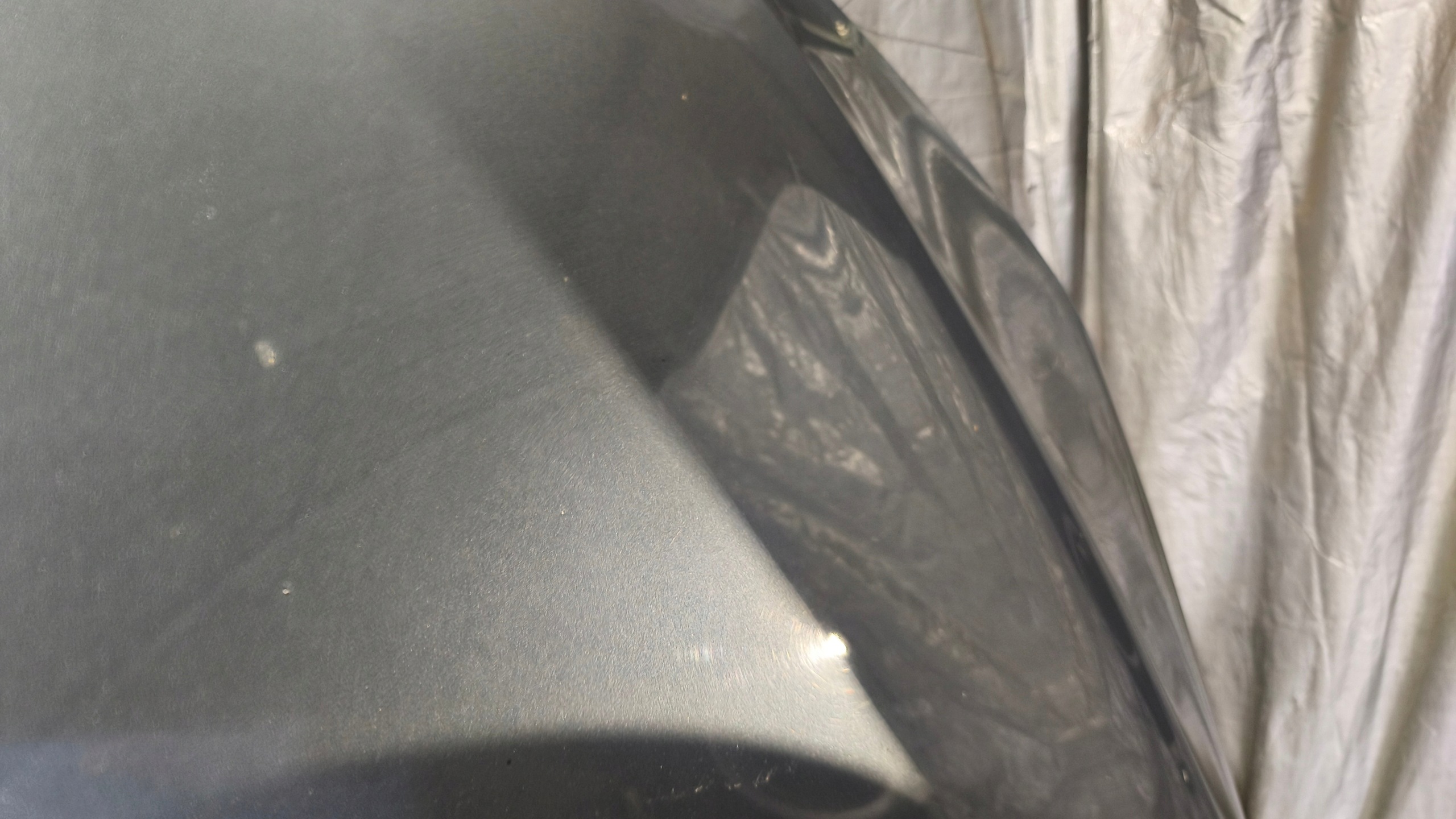 Capot PEUGEOT 407 K: EZWD