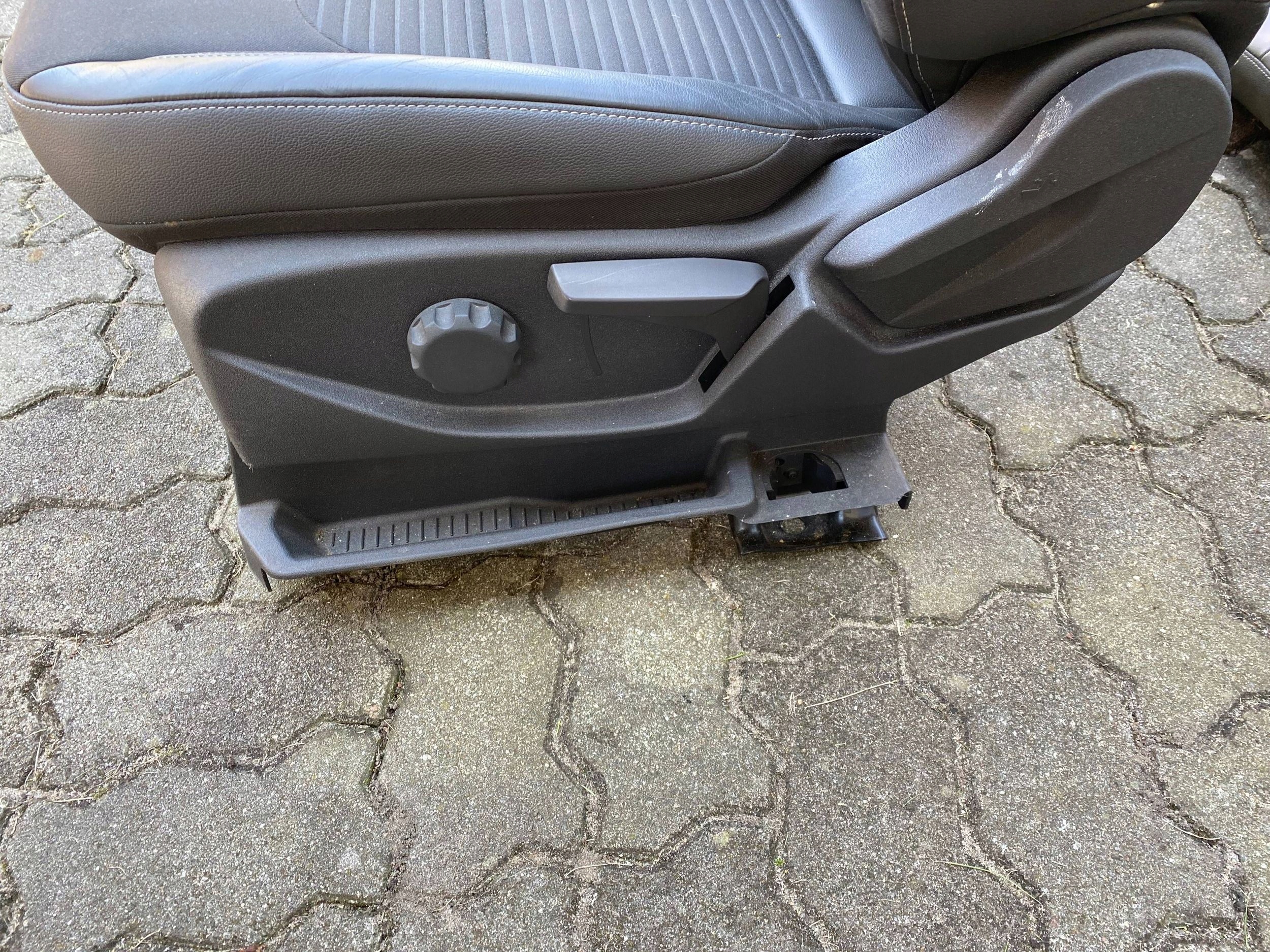 FORD KUGA MK2 LIFT seats front rear part semi leather manually EUROPA