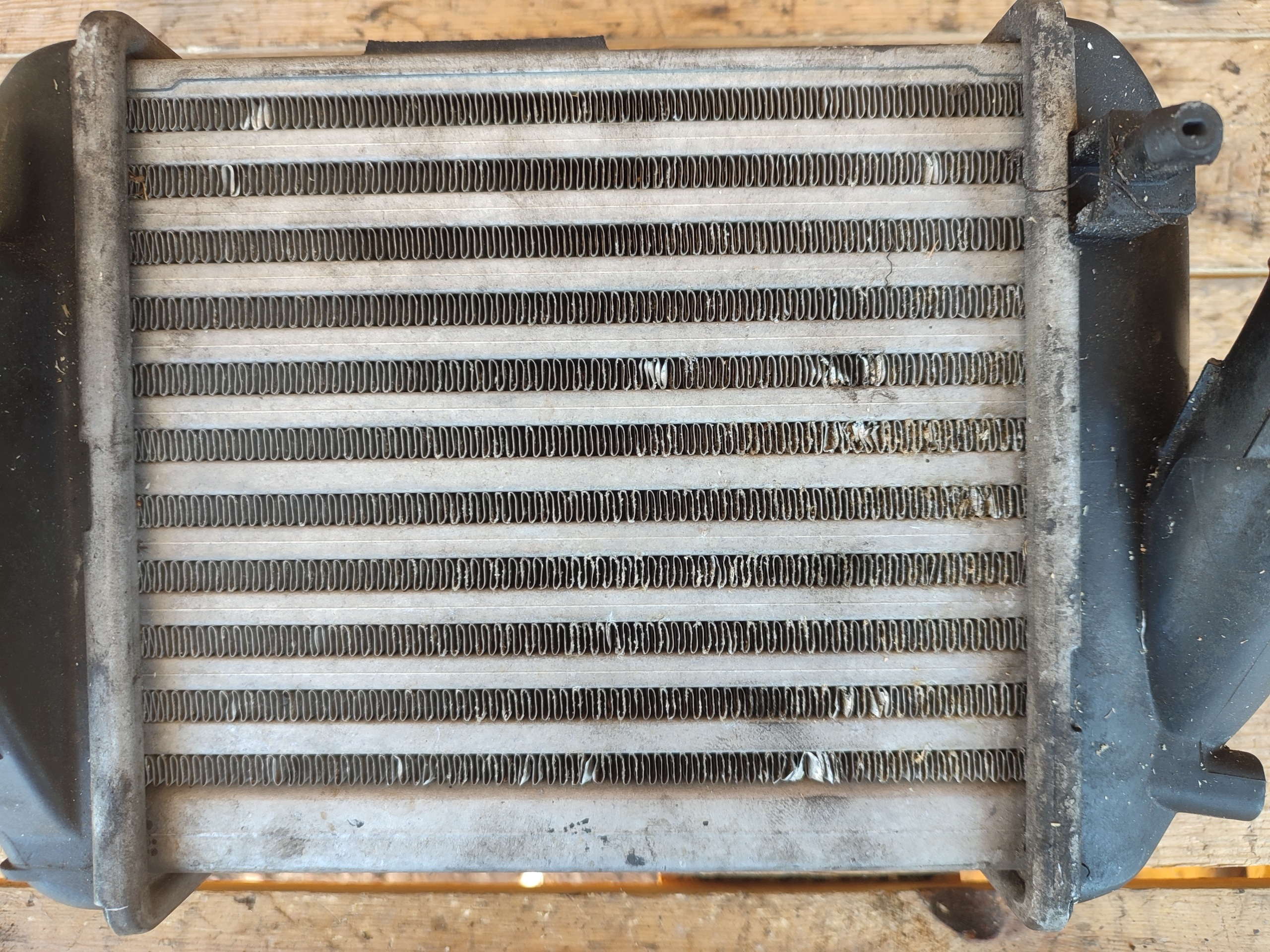 intercooler radiator Audi A4 B6 B7
