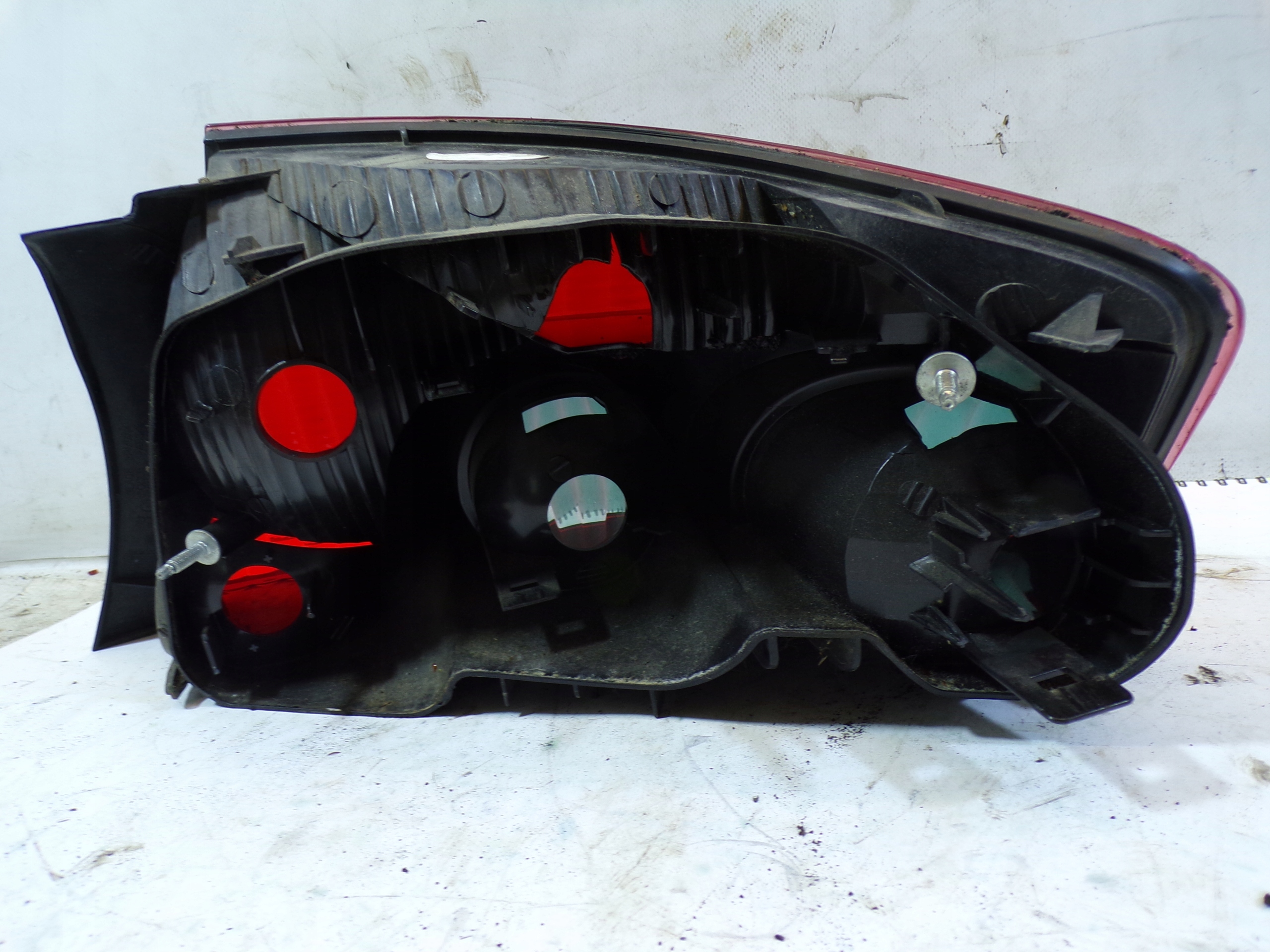 light rear rear part left PEUGEOT 407 sedan OPIS (3)