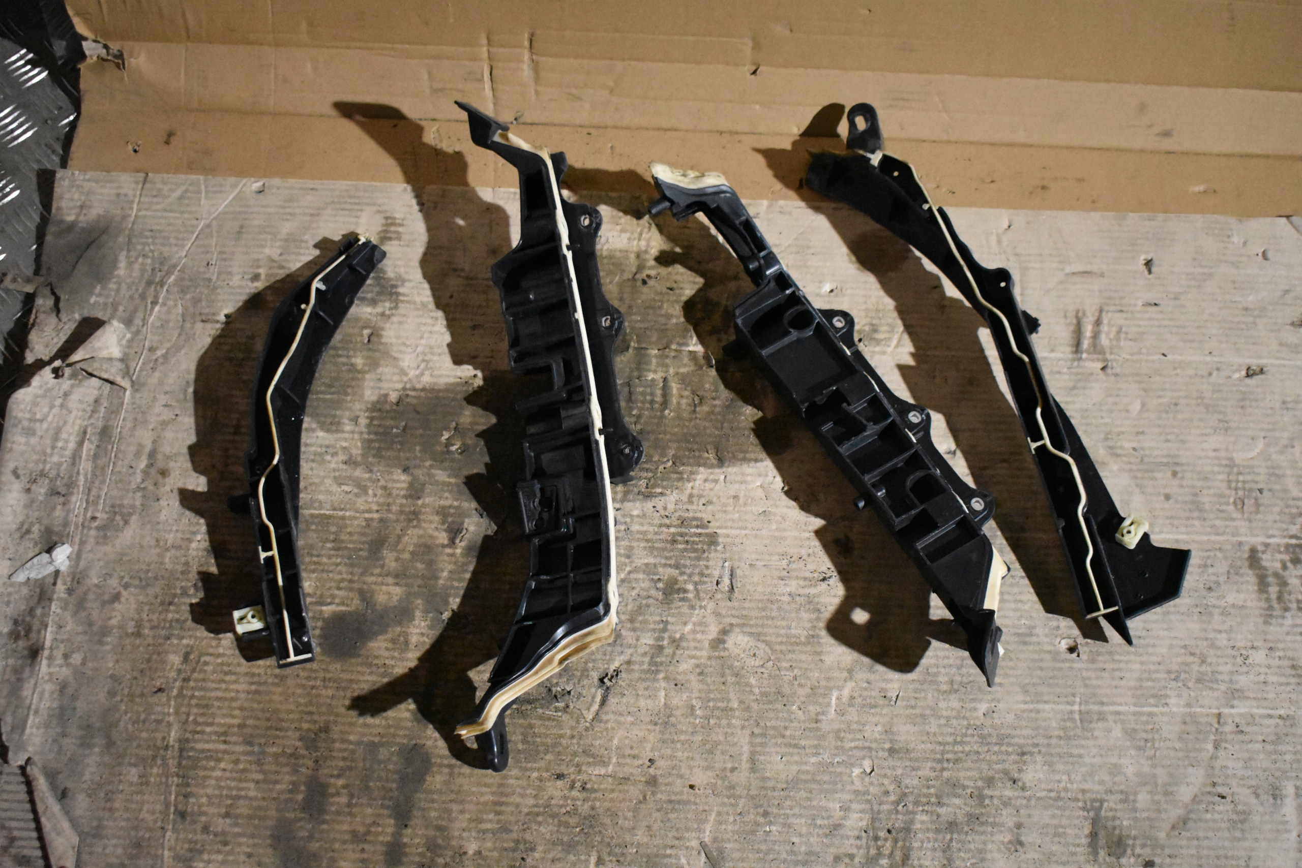 IDEALNE RYNNY partition wall KPL. BMW G01 G02 1