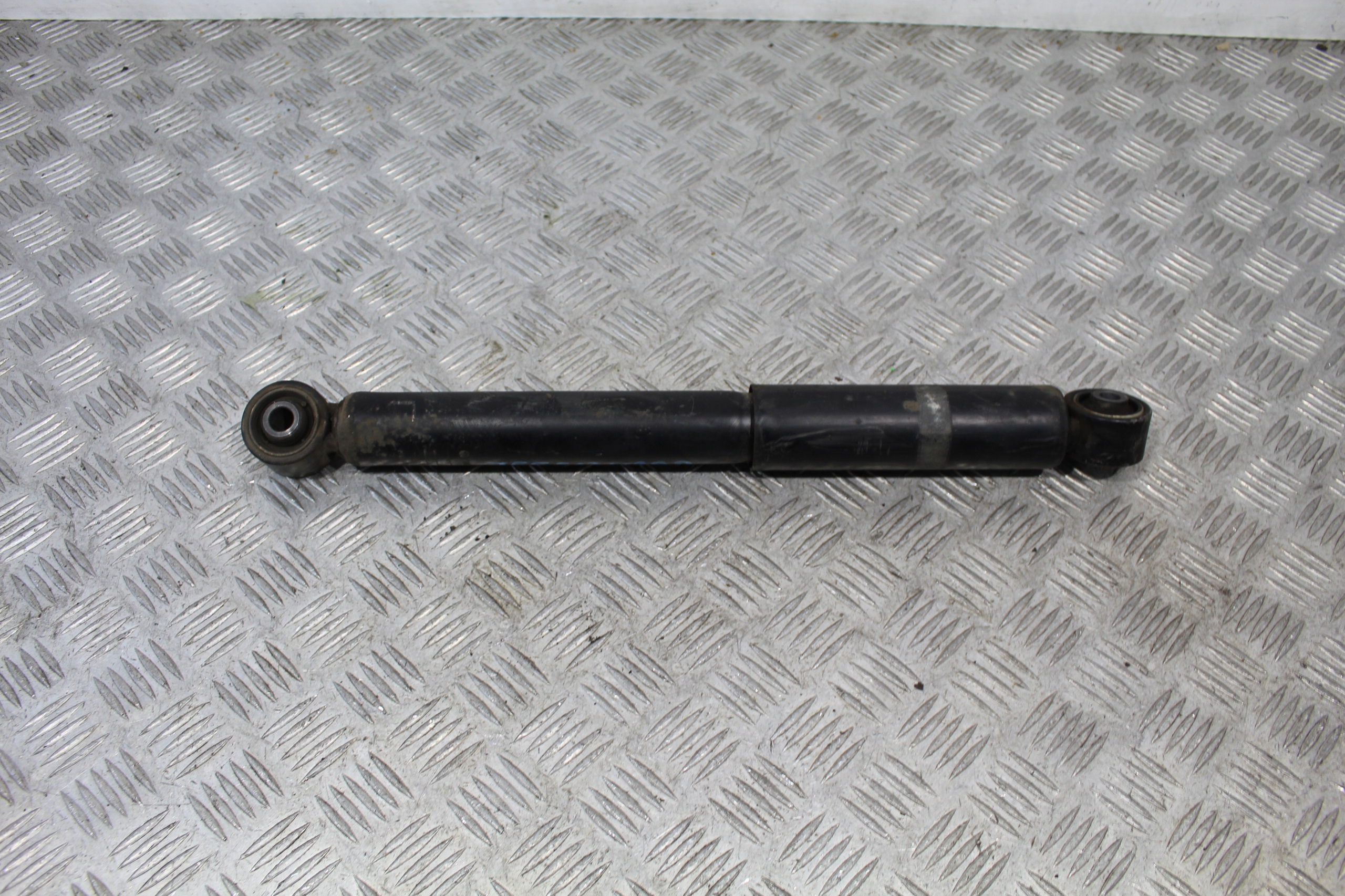 STOSSDÄMPFER HECK CARAVELLE T6 7E5 7E 7E5513029D