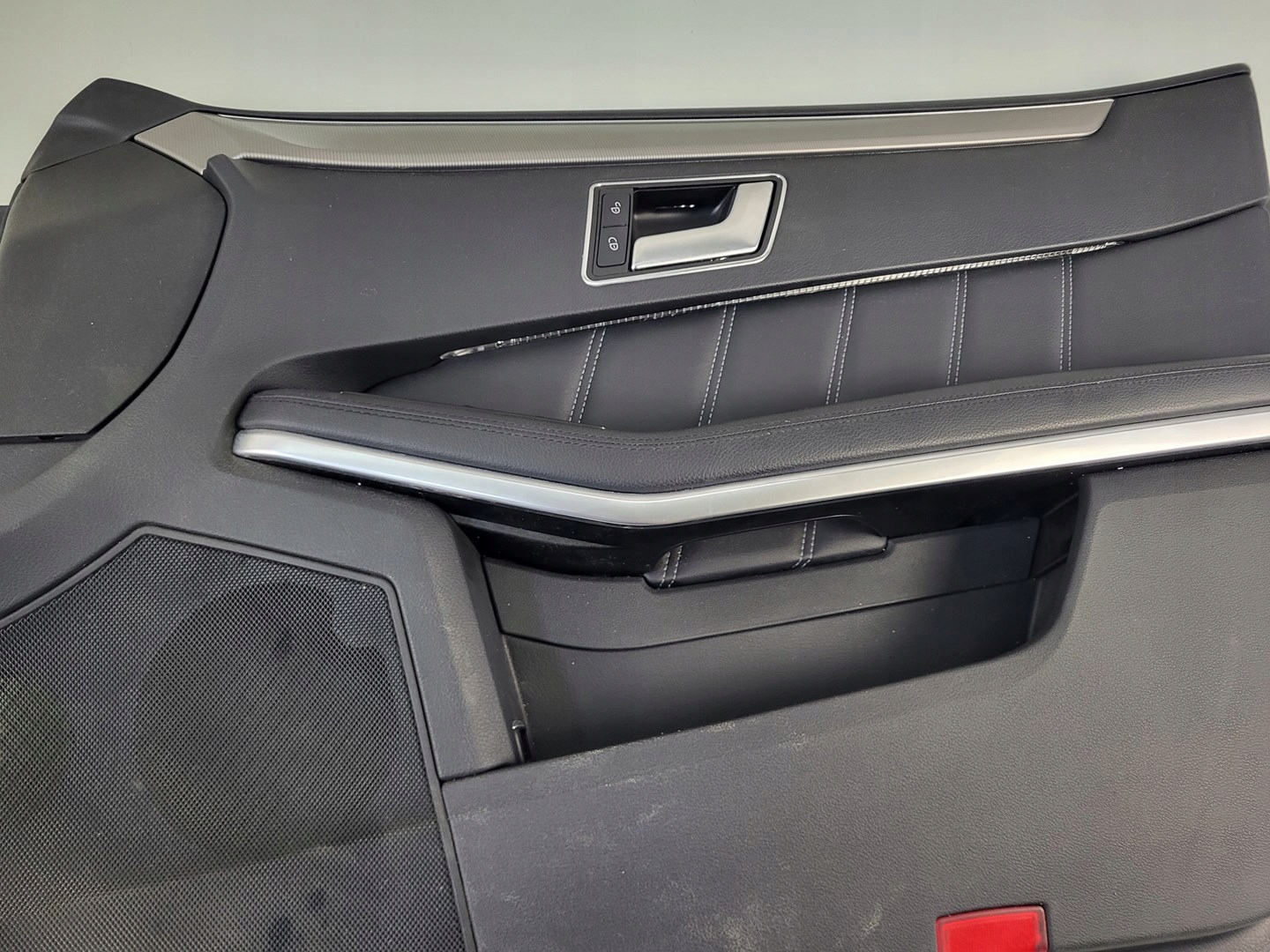 MERCEDES E W212 LIFT side door right front AMBIENT AMBILIGHT UK