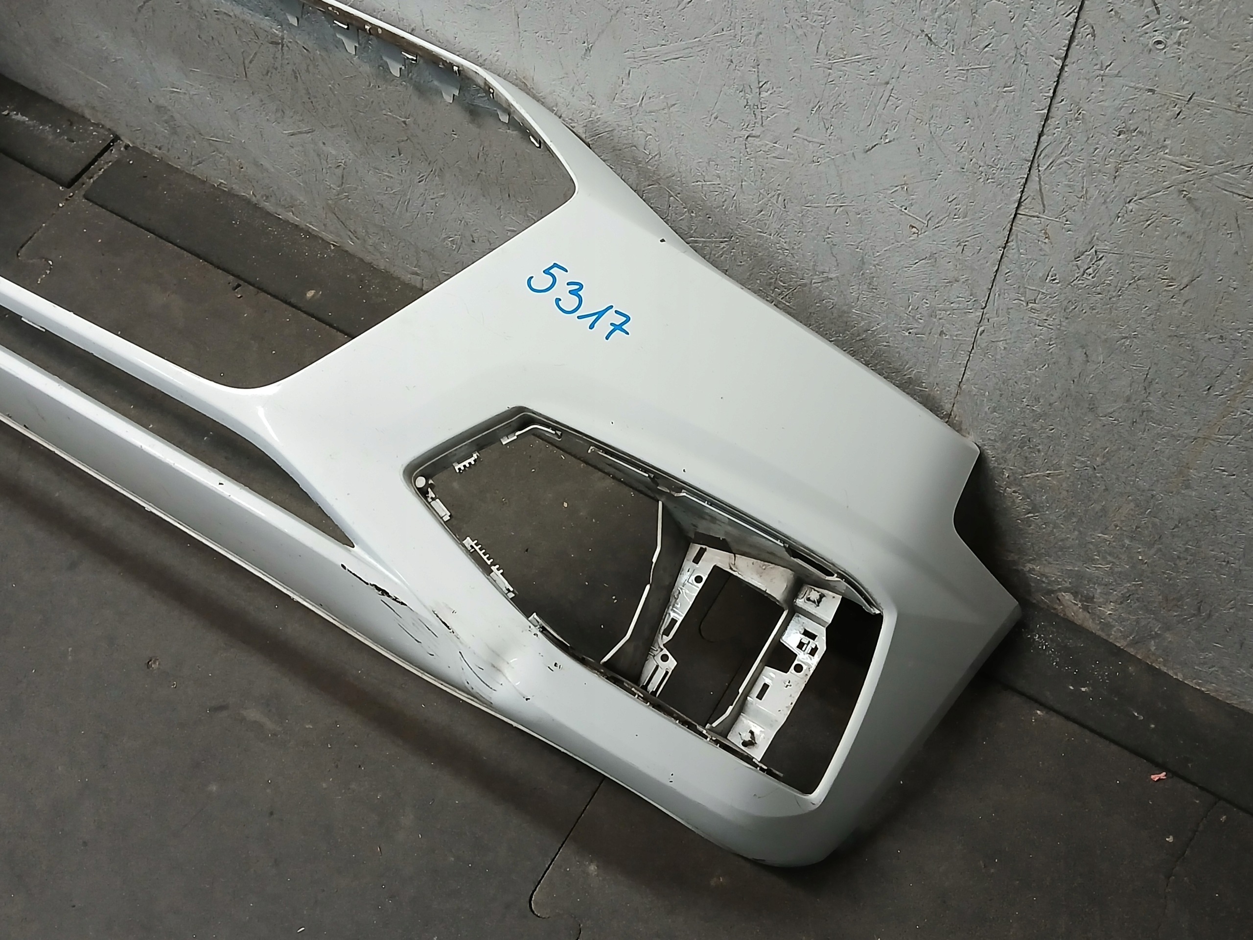 nárazník predok AUDI A4 B9 8W LIFT 19