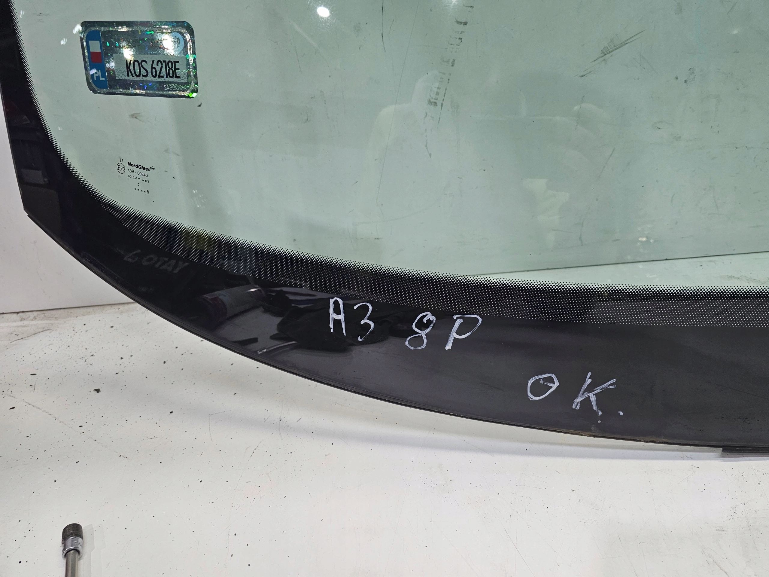 window front iron AUDI A3 8P LIFT 2008 ROK