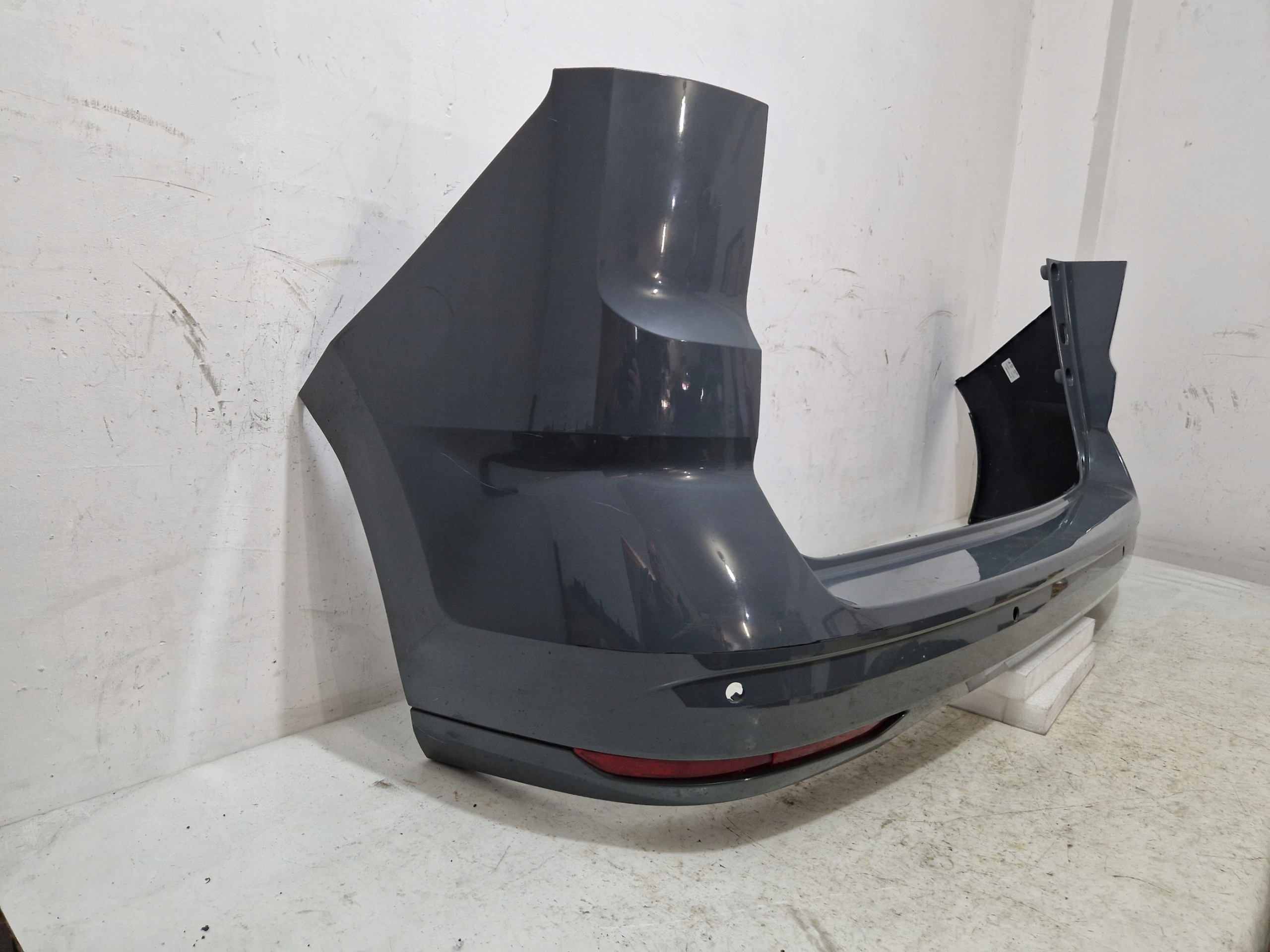 VW Transporter Caravelle Multivan T7 7T0 21- bumper rear part rear 7T0807421K