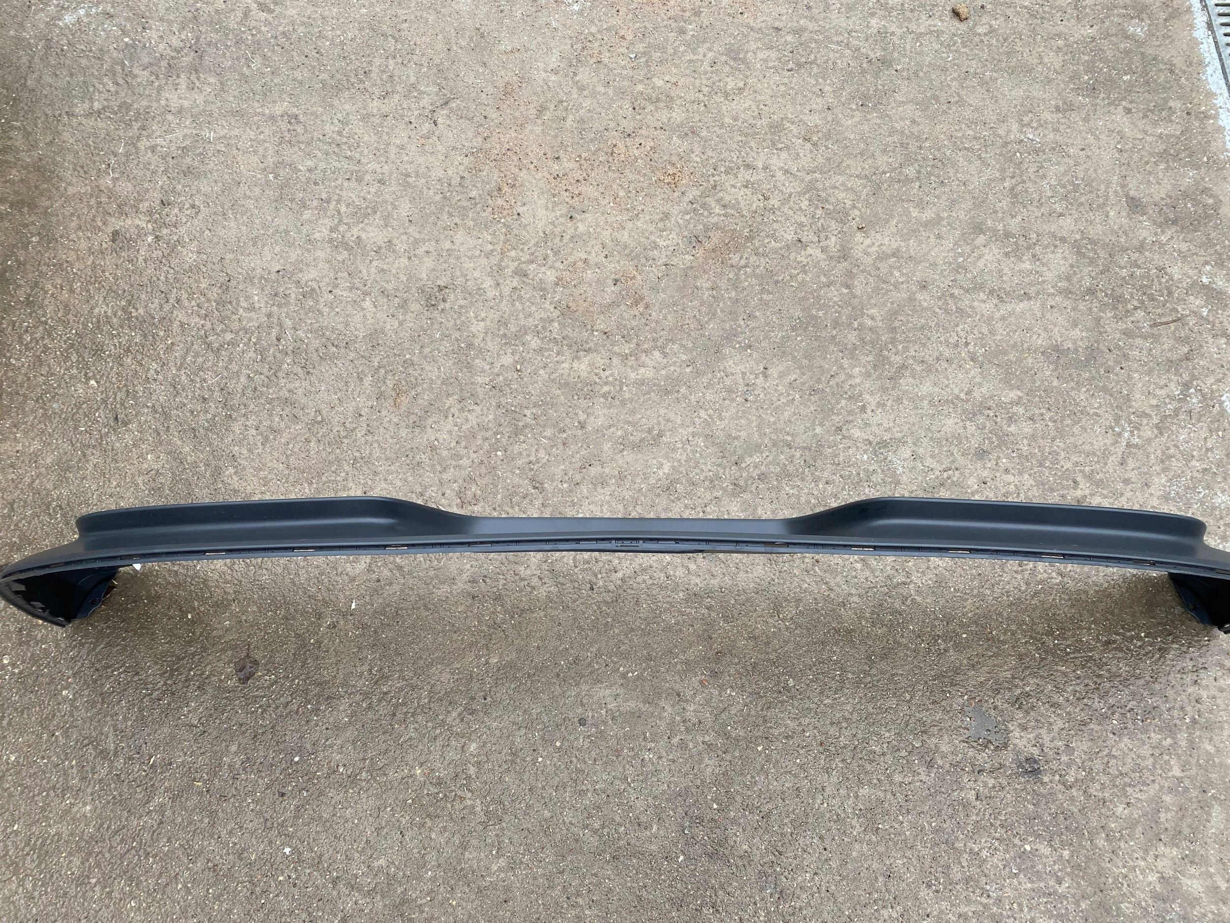 VW ID BUZZ modanatura diffusore spoiler Paraurti posteriore posteriore 1T3807568