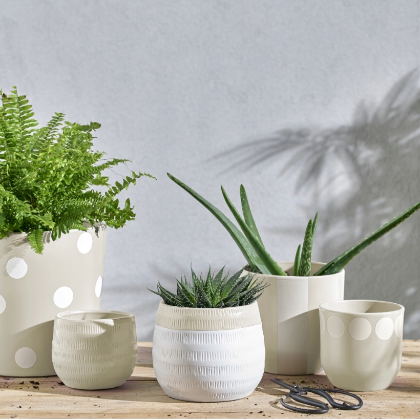 LUXENS FARBA NA BAZIE WODY SPRAY WODNY BIAŁY SATYNOWY POŁYSK PÓŁMAT 400ML Producent Inny