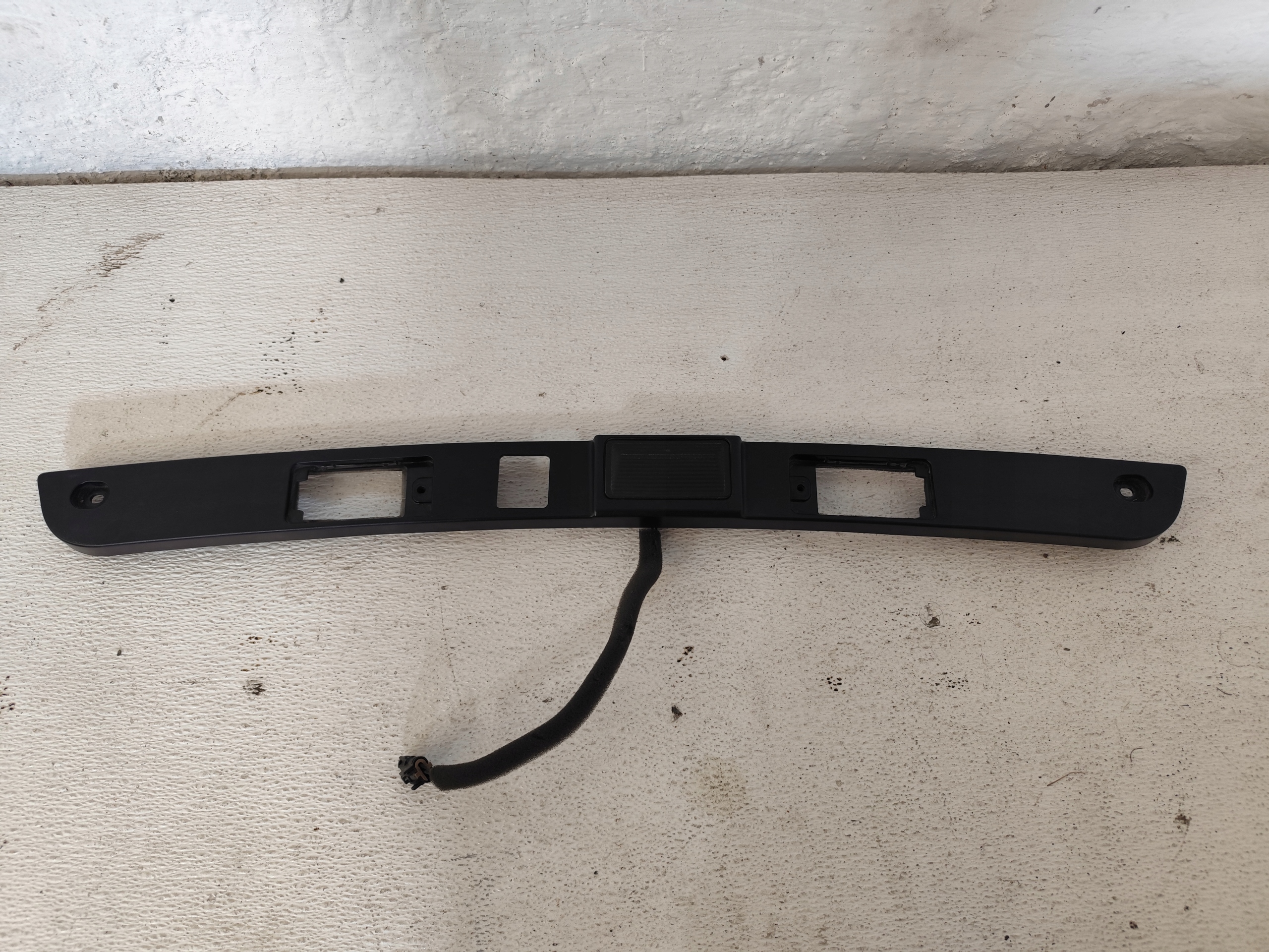SSANGYONG TIVOLI 2016 cap bonnet boot MIKROSTYK