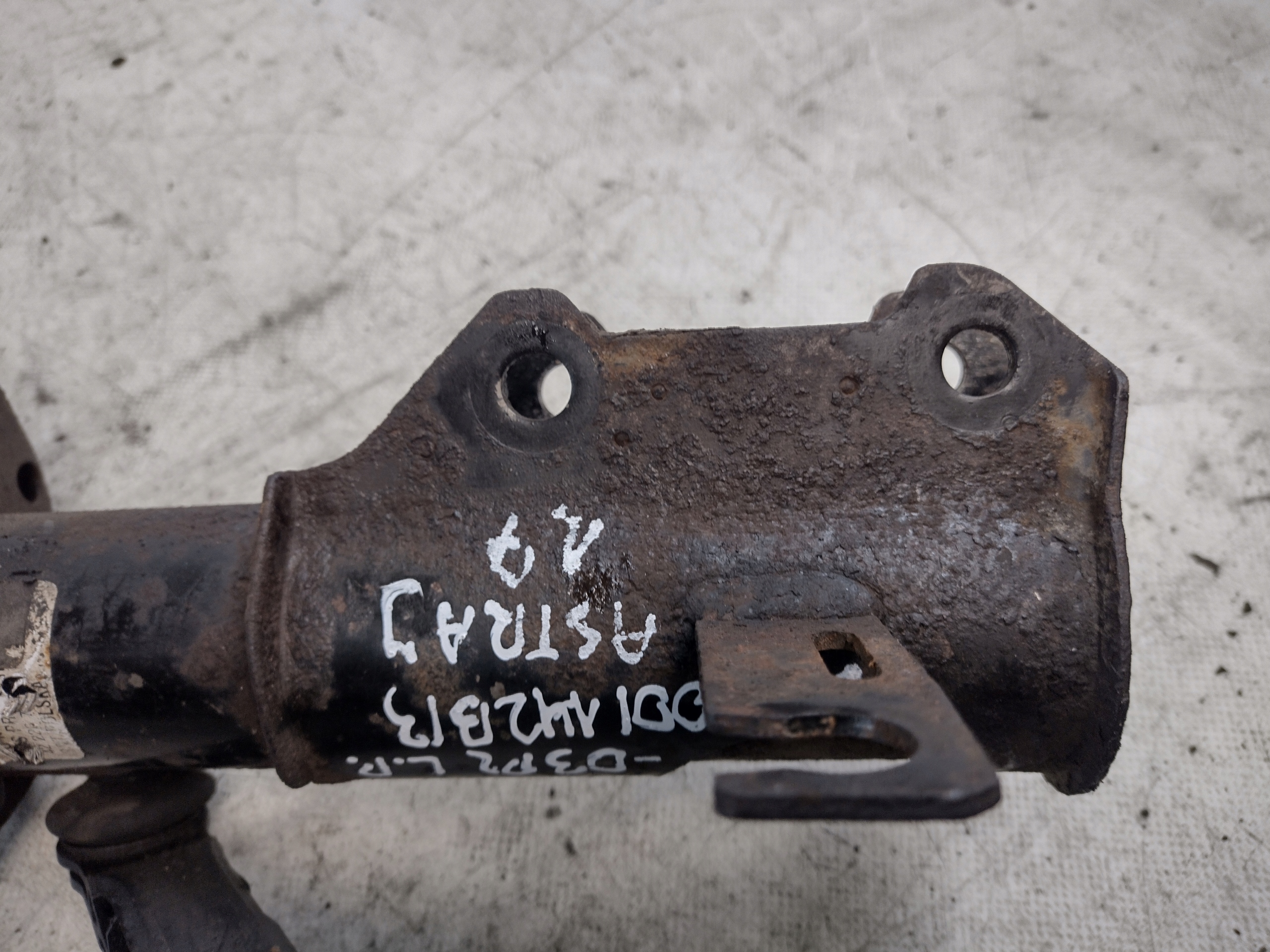 McPherson left front Opel Astra J IV 1,7CDTi 13354013