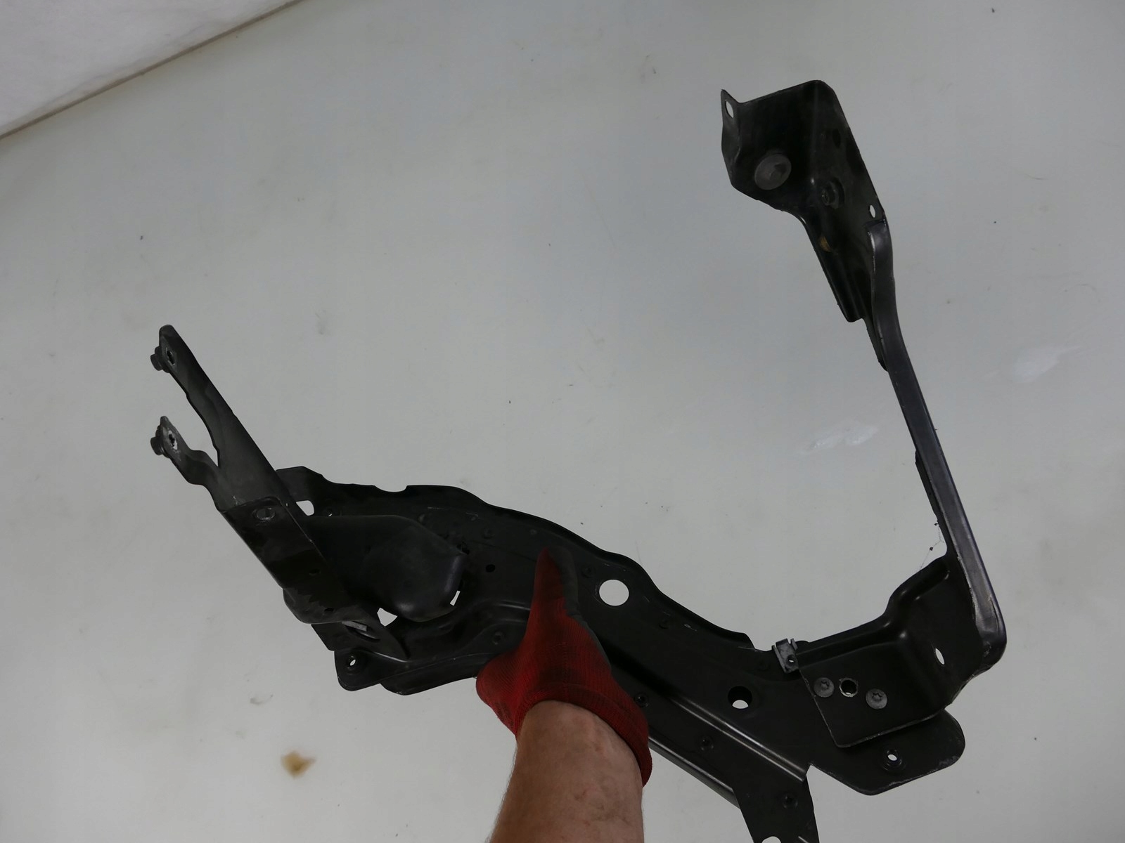 MERCEDES W211 LIFT holder lights OKULAR left