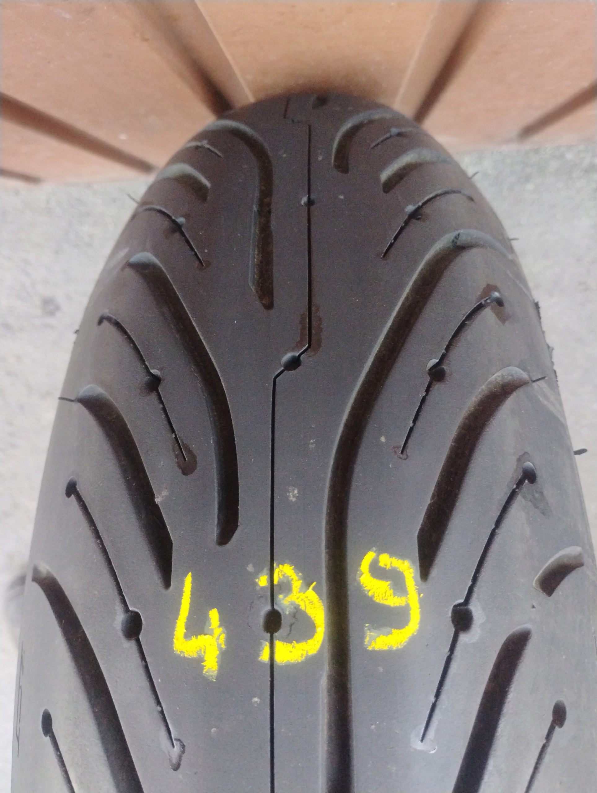 OPONA MOTOCYKLOWA MICHELIN PILOT ROAD 4 160/60ZR17 160/60-17 439