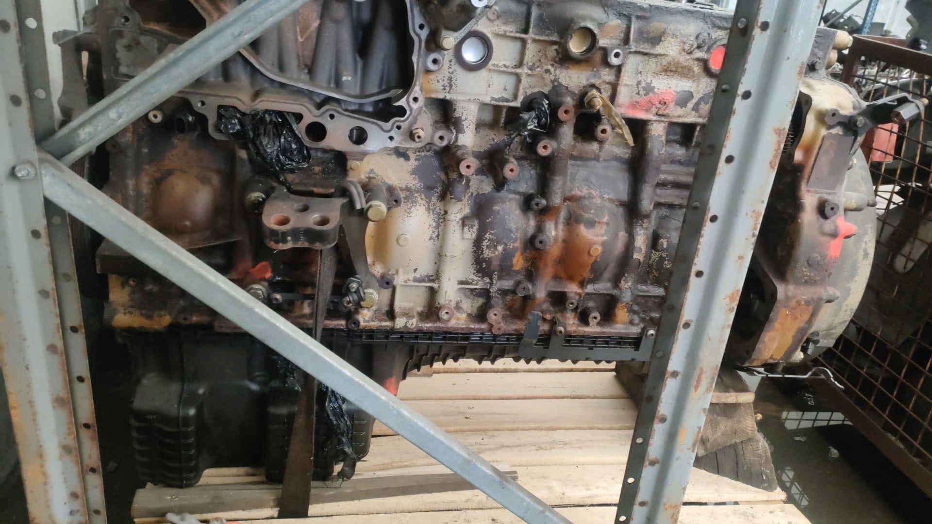 BLOK MERCEDES ACTROS MP4 471 Producent części Mercedes-Benz OE