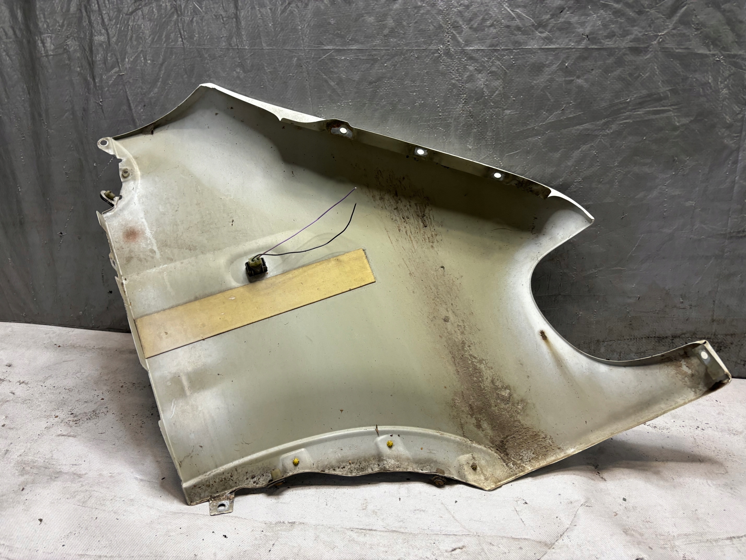 fender left front Renault Master II 2 przedlift k: 0389