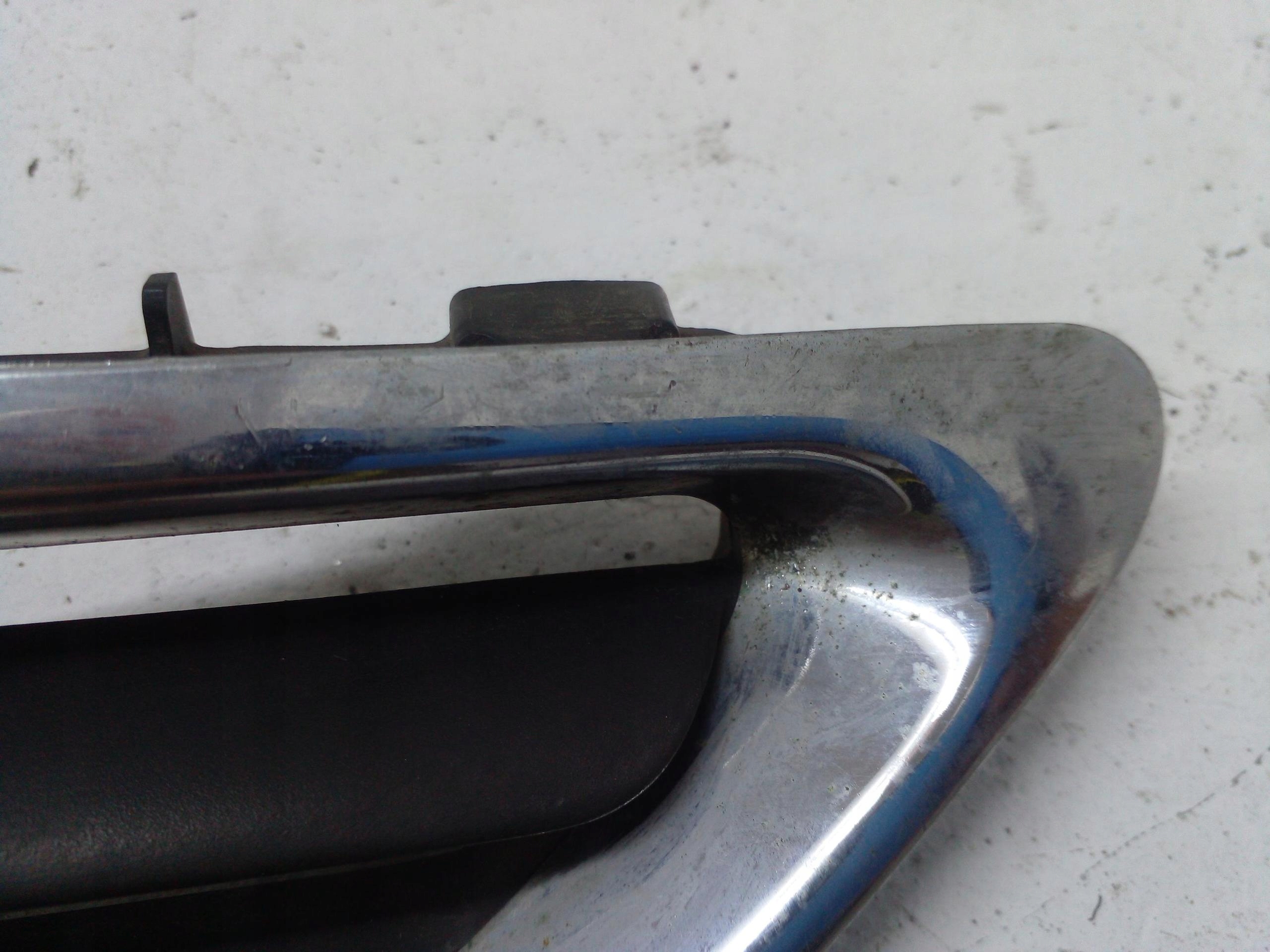 grid of a bumper left front RENAULT MEGANE and LIFT