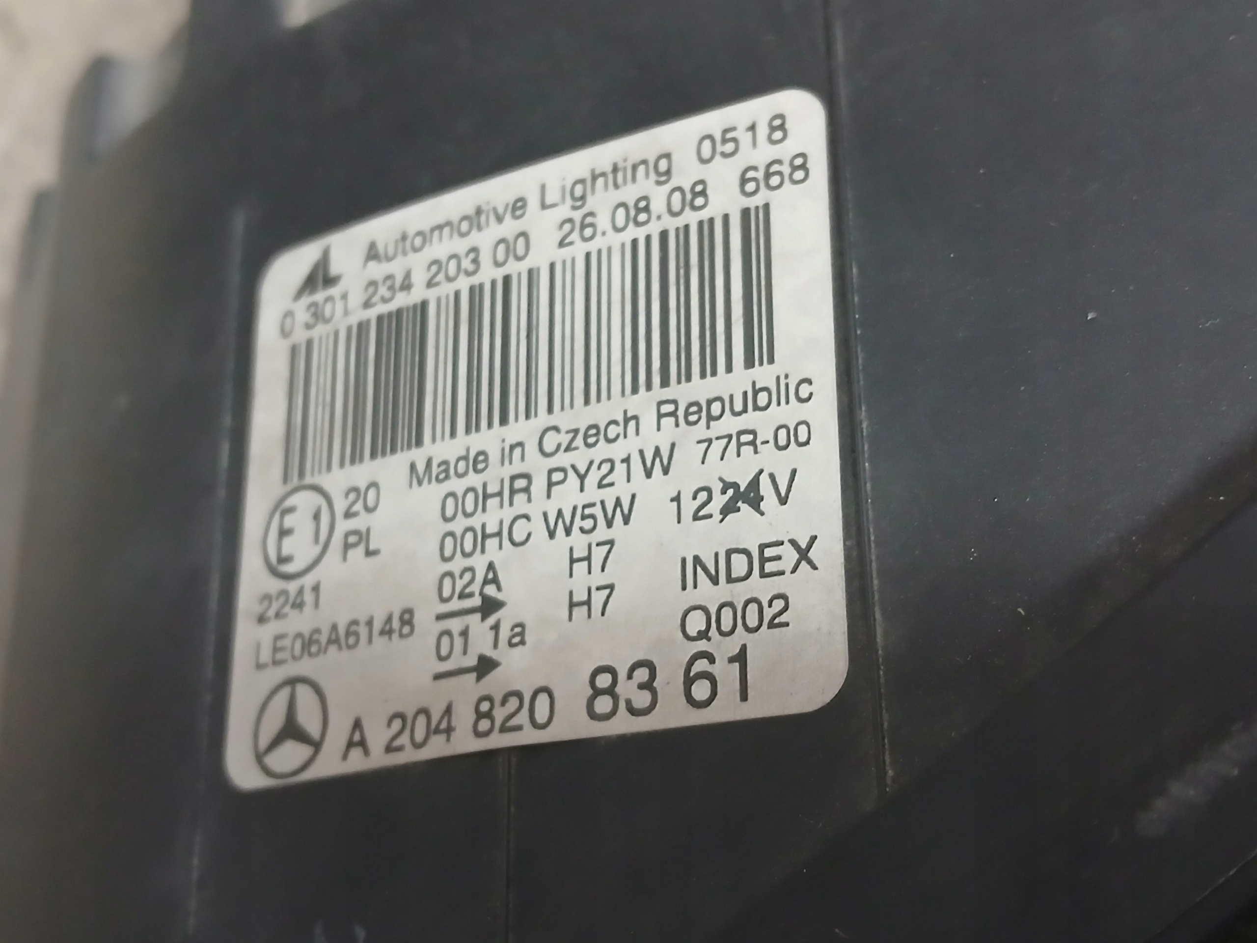light front left MERCEDES C KLASA W204 A2048208361