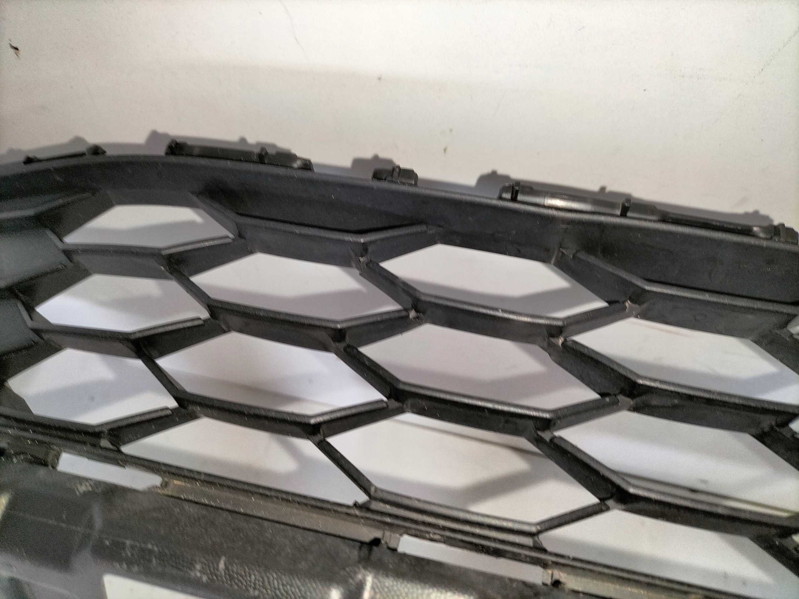 spoiler grid accessories front VW TIGUAN II 16