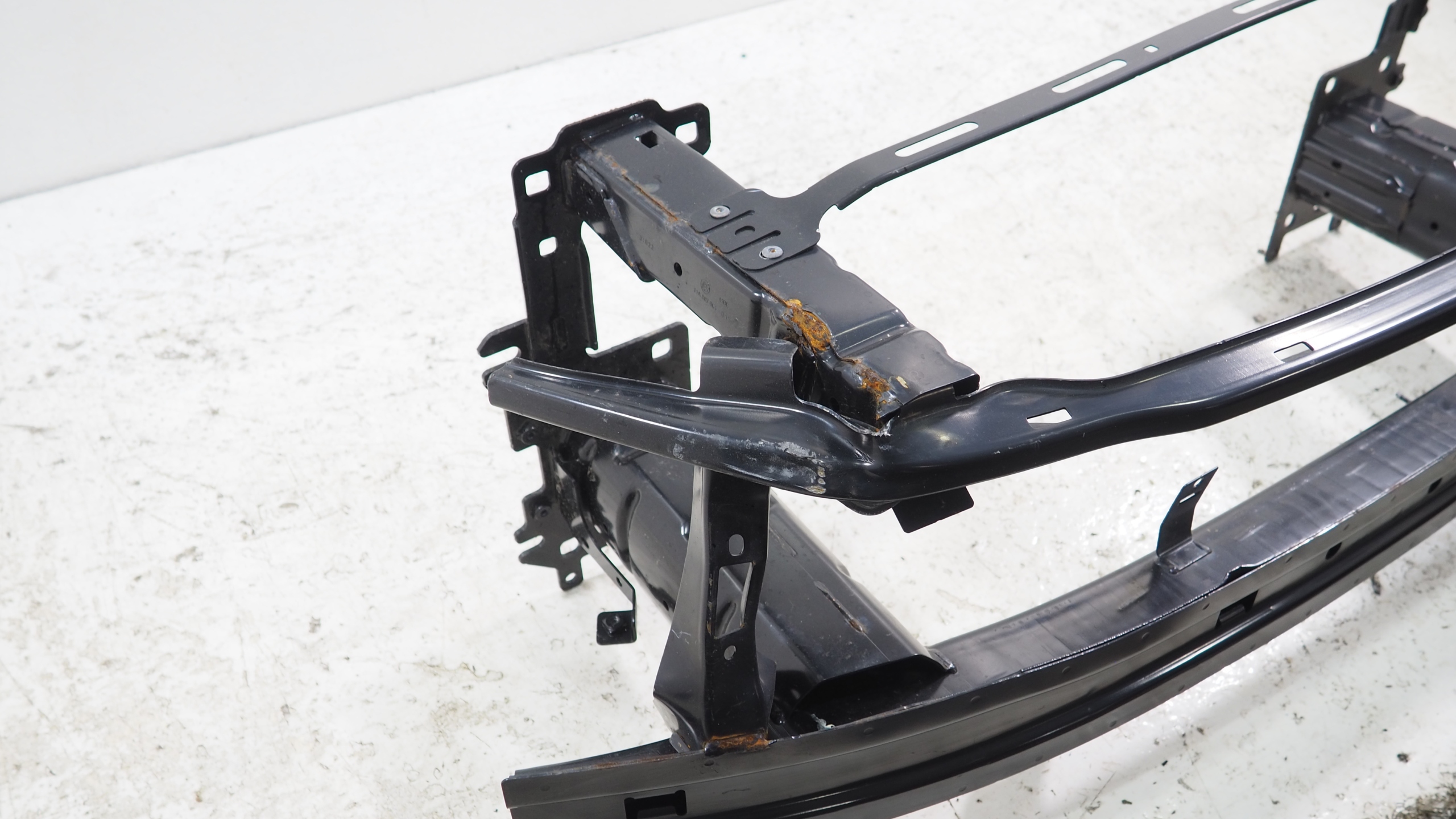 VW ID4 Skoda Enyaq bumper support front 11A807111