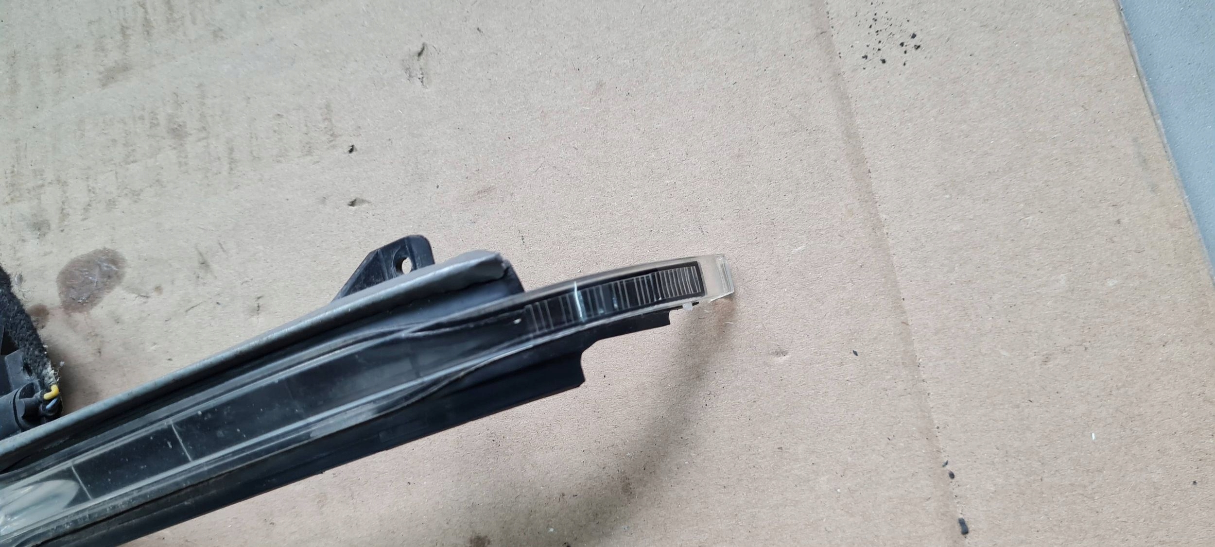 Audi A4 S4 B8 8K indicator blinker W LUSTERKU left LED 8K0949101C A5 8T