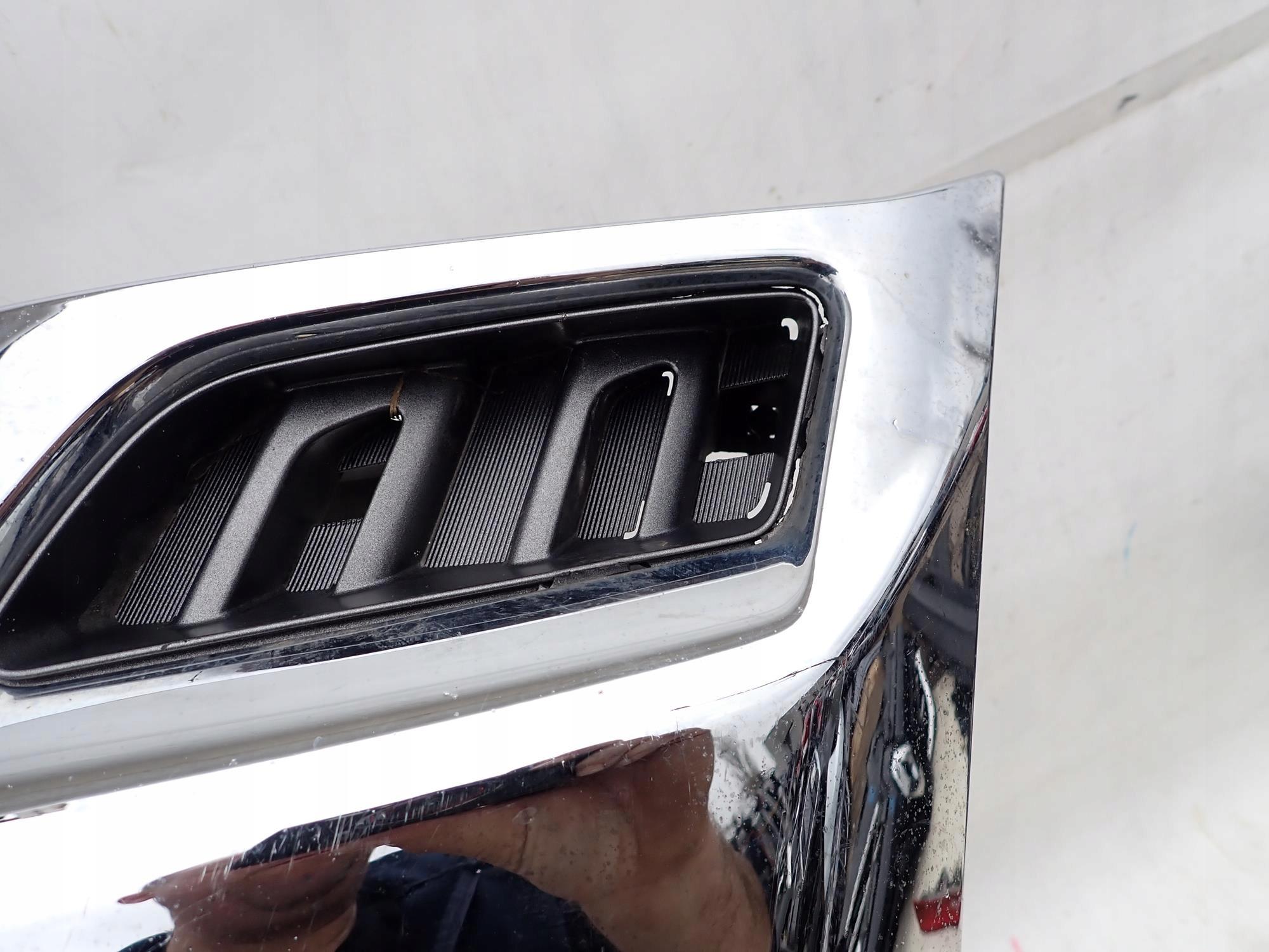 NISSAN NAVARA IV 4 14-20 Grill Grill