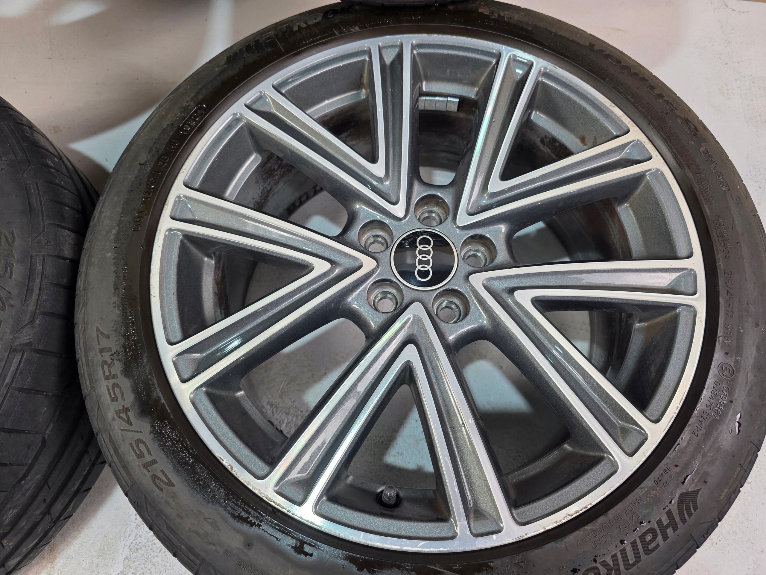 wheels disc AUDI A1 82A 215/45 R17 5X100 HANKOOK LATO