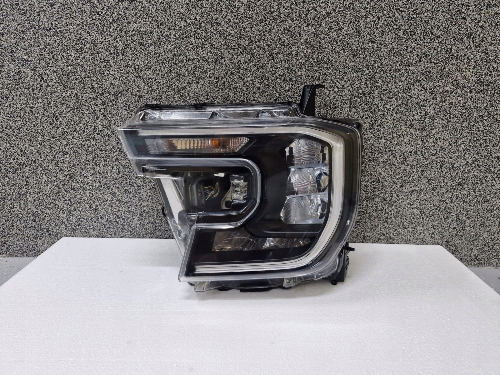 light left Ford Ranger MK6 23- FULL LED F150 complete