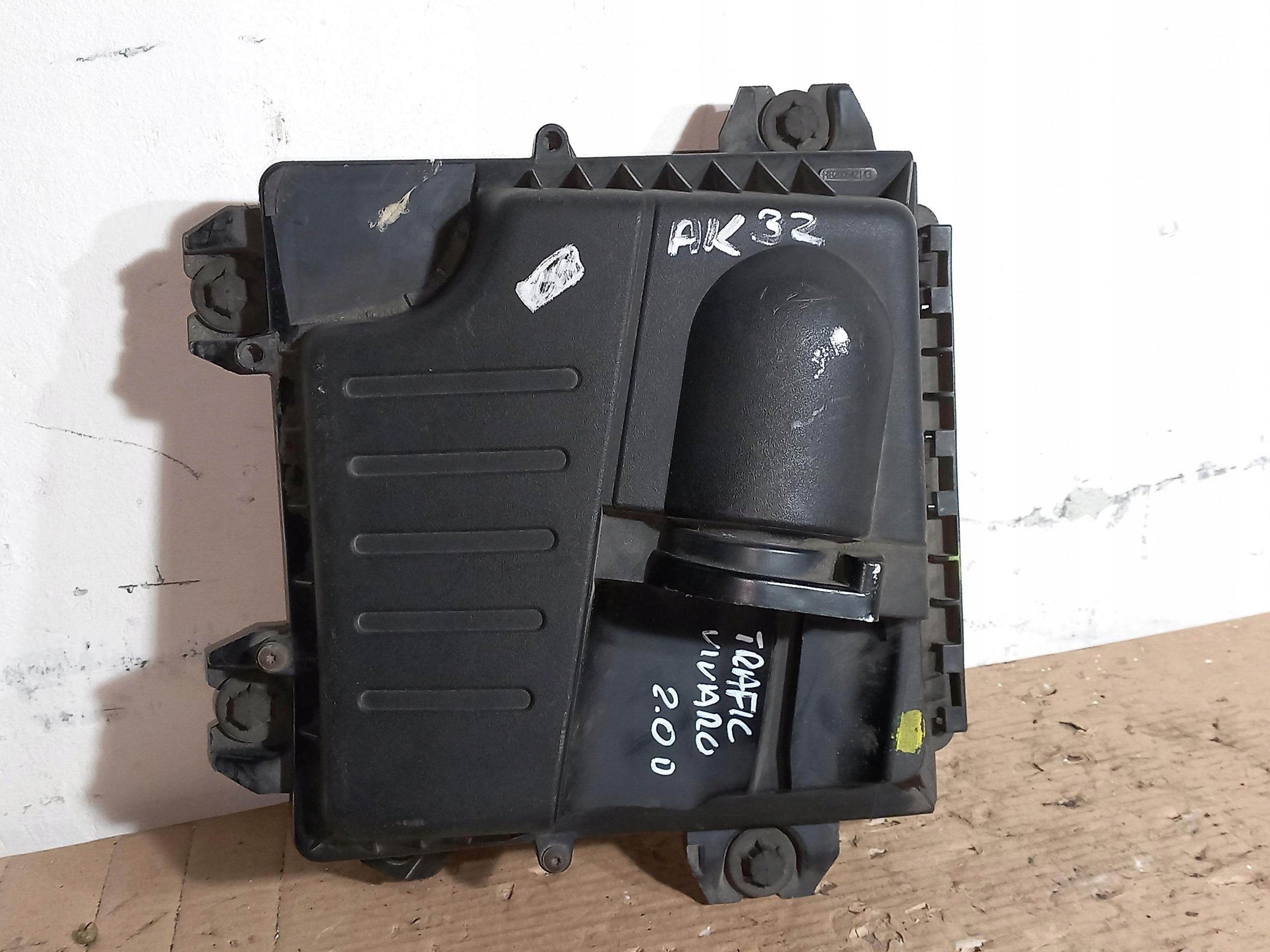 Gehäuse filter luft RENAULT TRAFIC II 2.0 DCI 8200760899B 06-14