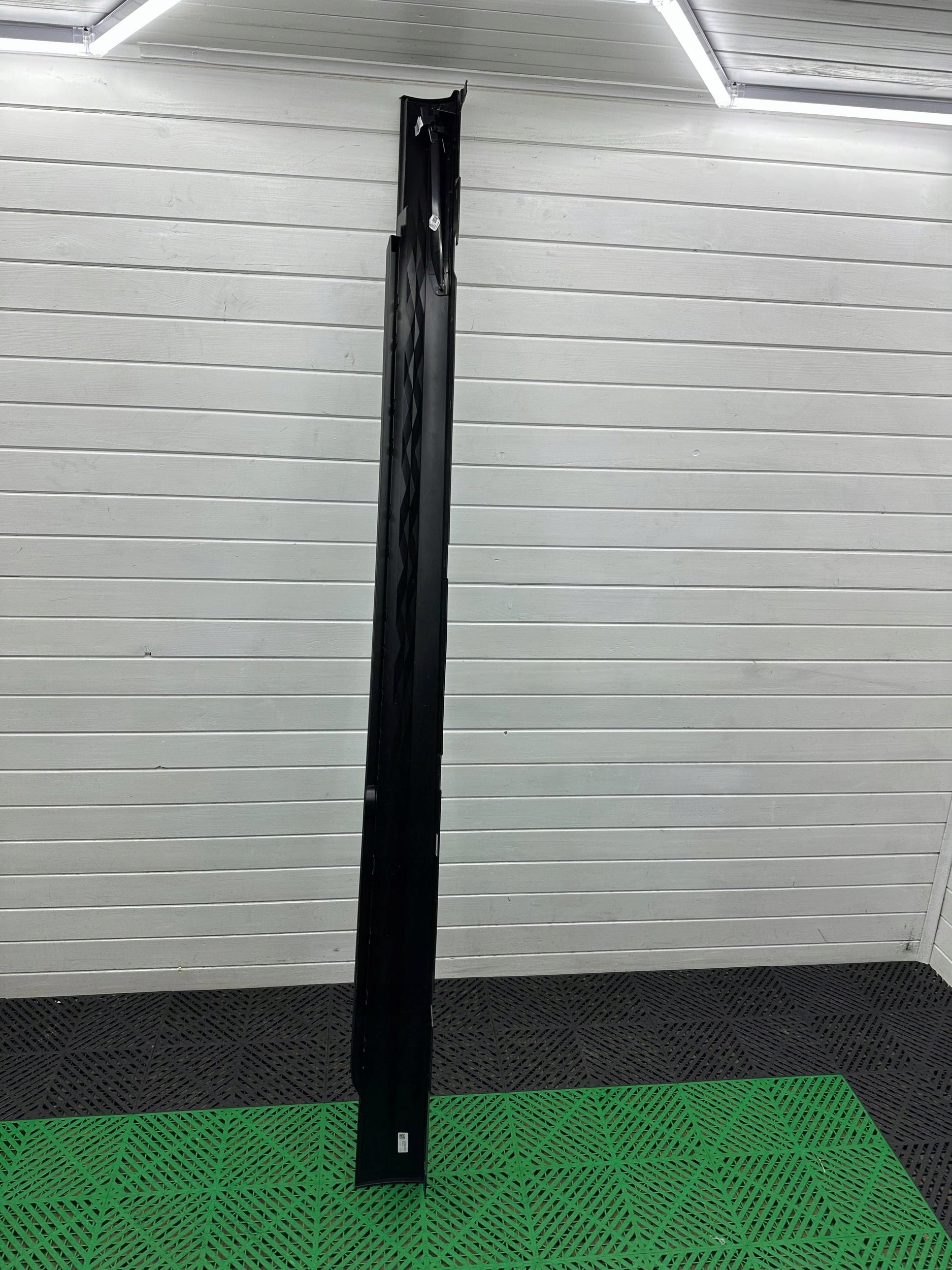 moulding threshold BMW i5 G60 G61 5A011B1