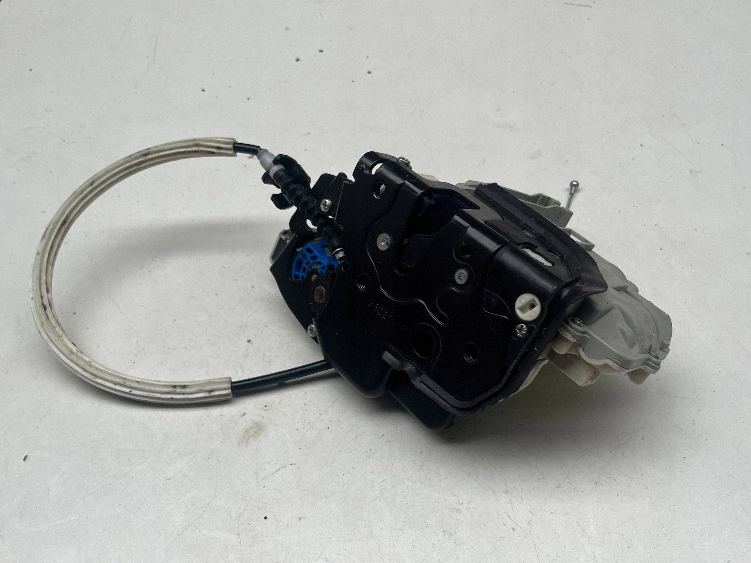 AUDI Q7 4M lock door right front DOCIAG 4M1837016D @M