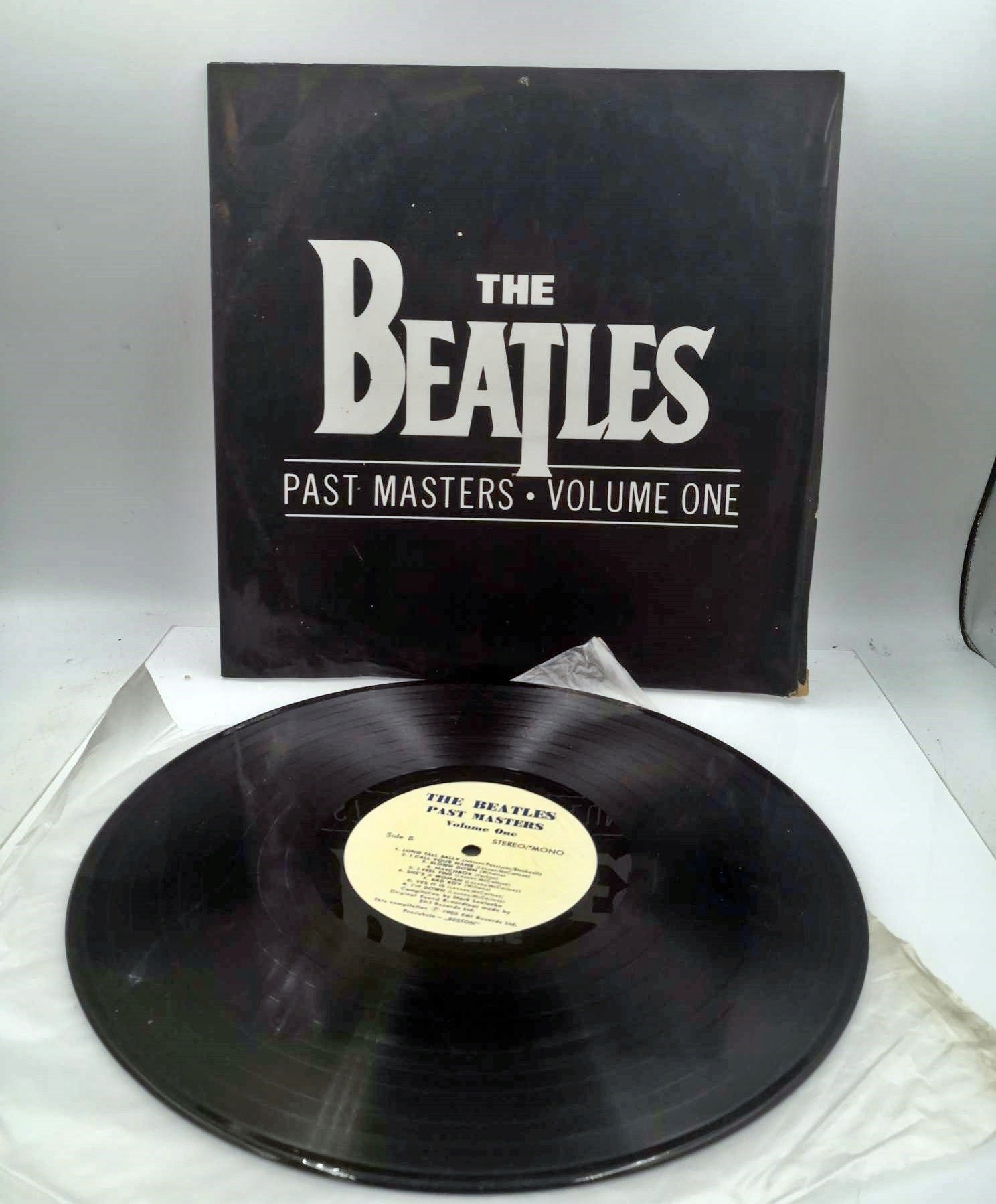 THE BEATLES PAST MASTERS レコード Amazon.co.jp: ビートルズ／パスト・マスターズ Volumes 1&2