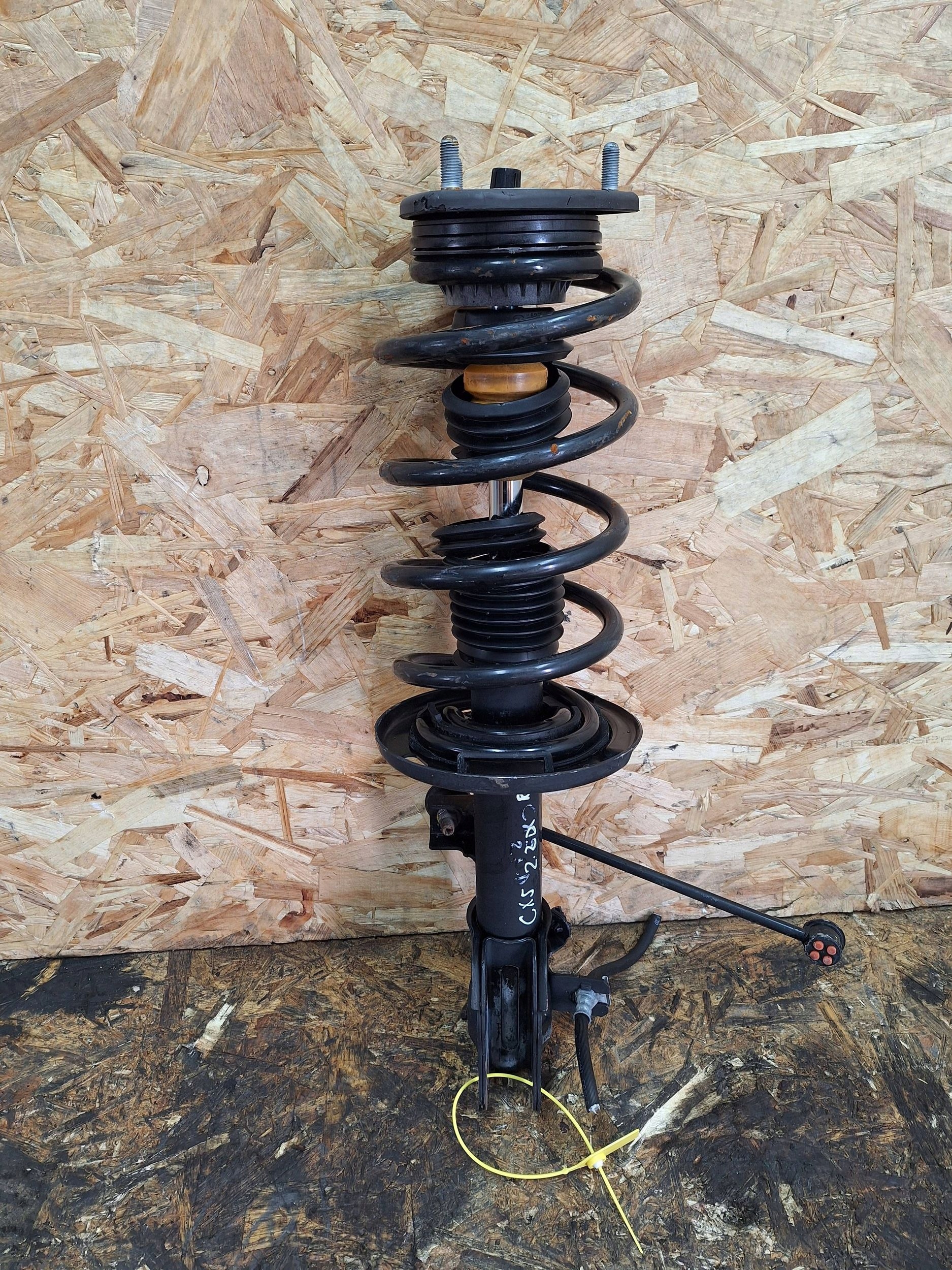 shock absorber right front MAZDA CX5 and 12-17 KD45-34700A