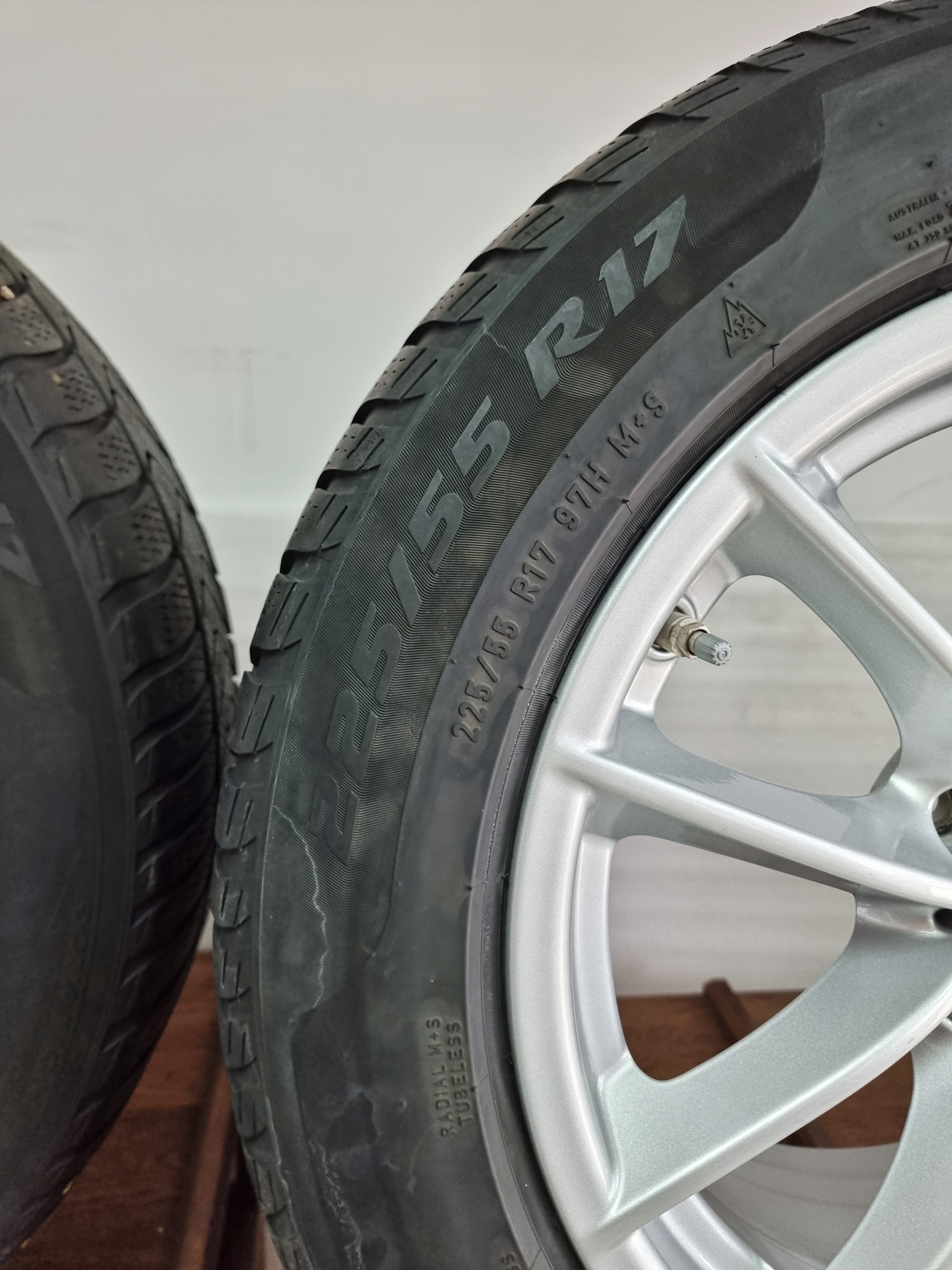 Koła BMW G30 G31 17 CALI ZIMOWE Pirelli RFT 2019 Liczba felg w ofercie 4 szt.