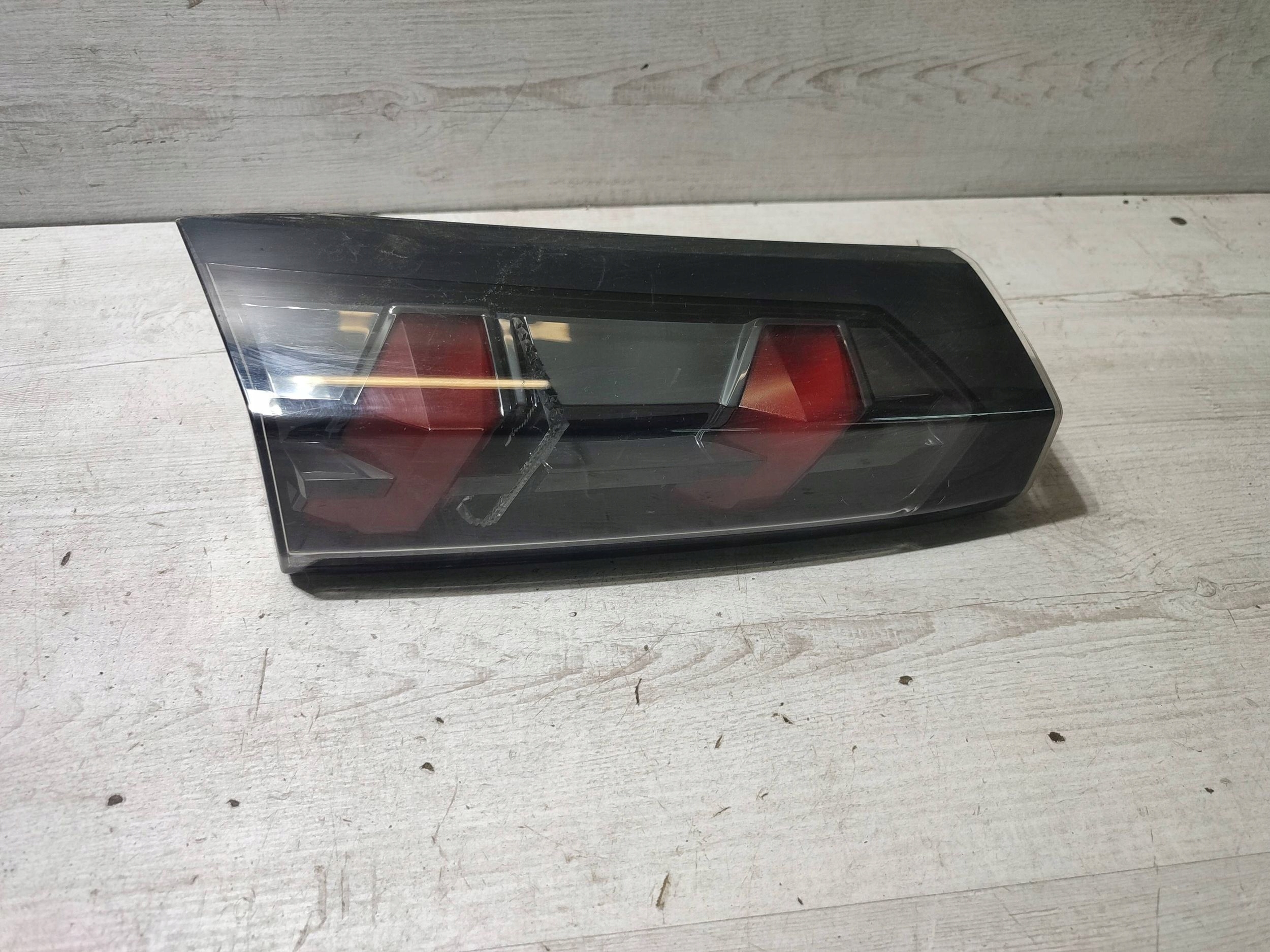 Peugeot 2008 II 2020 rear part side left light rear