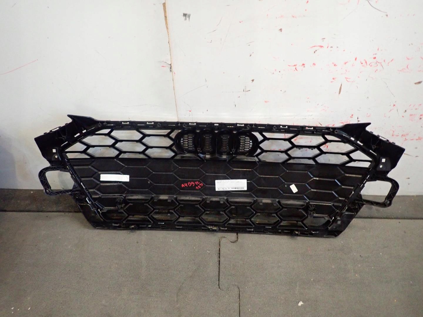 grill AUDI A4 B9 LIFT 2019- S-LINE 8W0853651EB