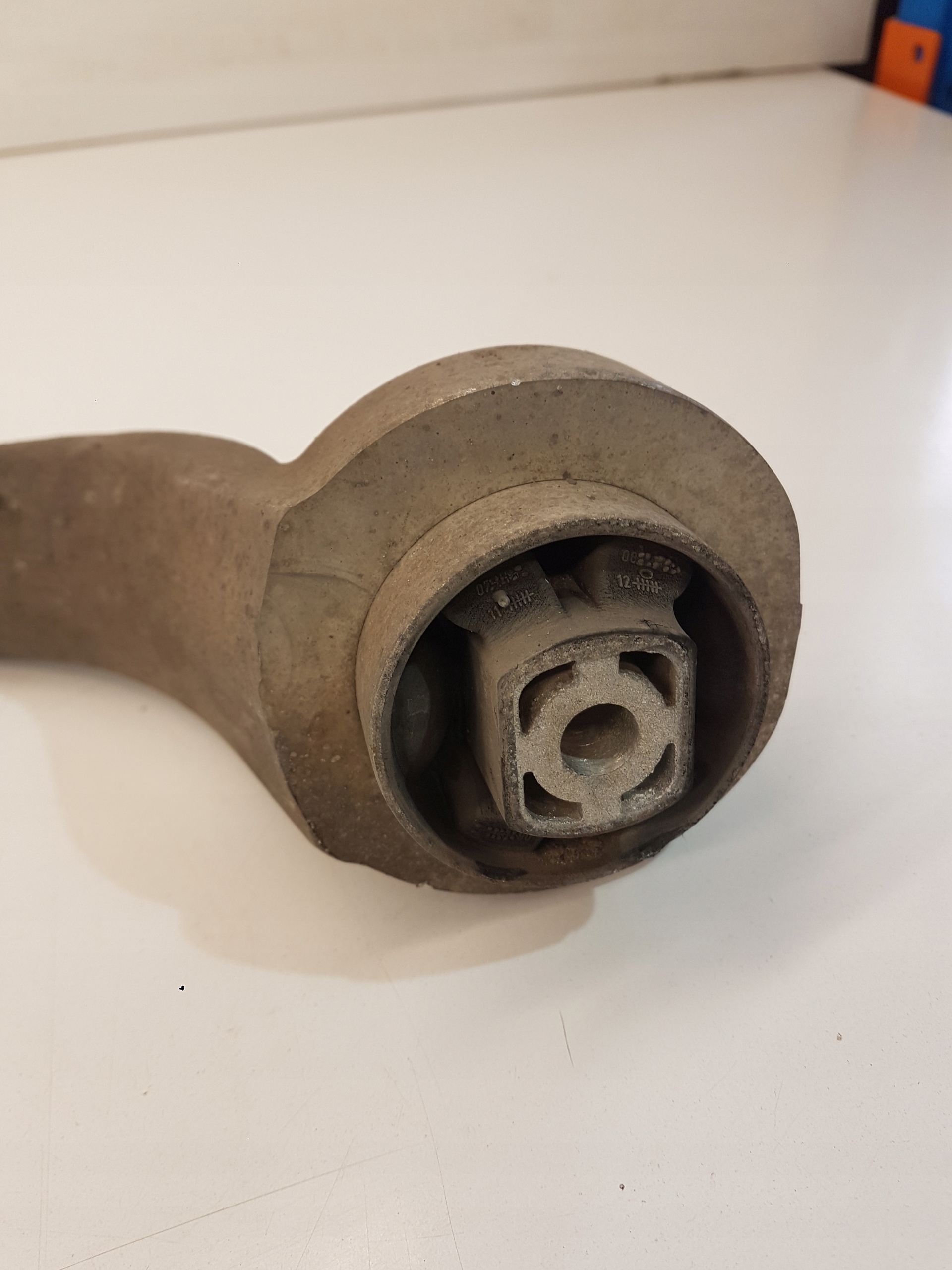arm left front AUDI A4 B8 A5 Q5 A6 8K0407695E small
