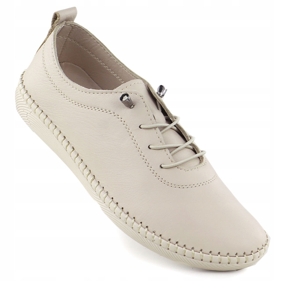 Kožené polobotky s bílými květy T.SokolskI Og 2023 Flower 41