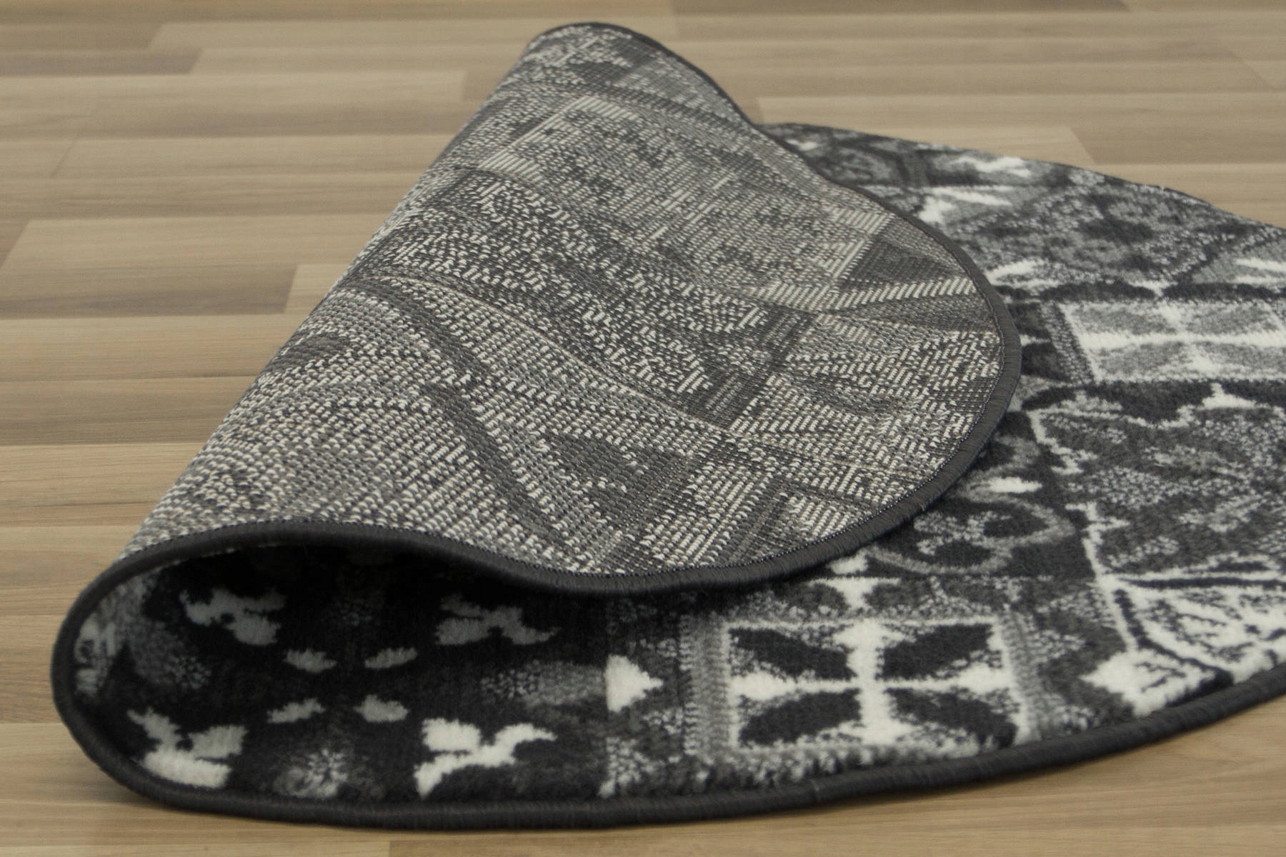 śr. 200 cm DYWAN OKRĄGŁY PATCHWORK KOŁO SZARY Materiał wykonania polipropylen