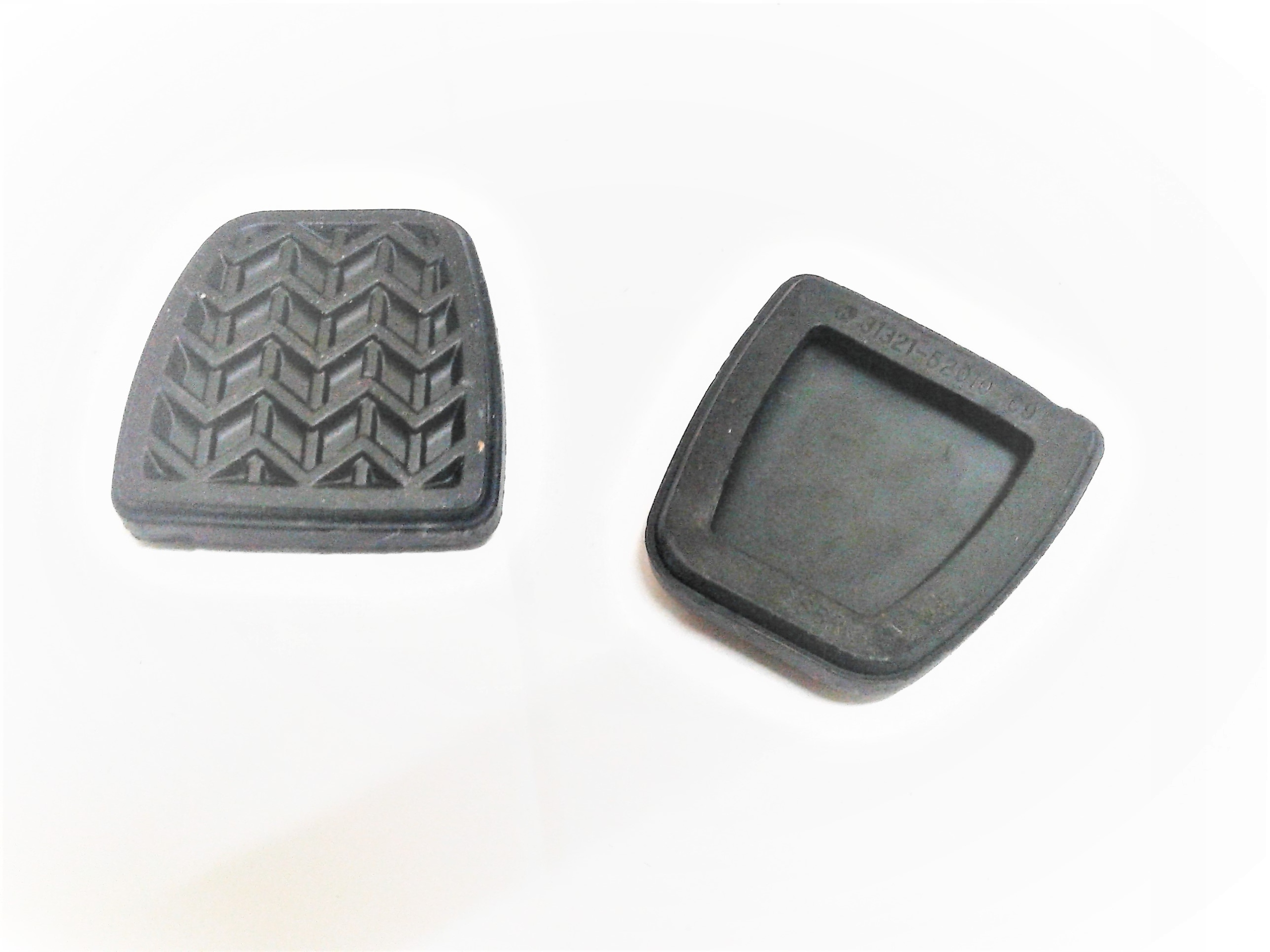 NOWA GUMA NAKLADKA PEDAŁ TOYOTA AVENSIS YARIS AYGO