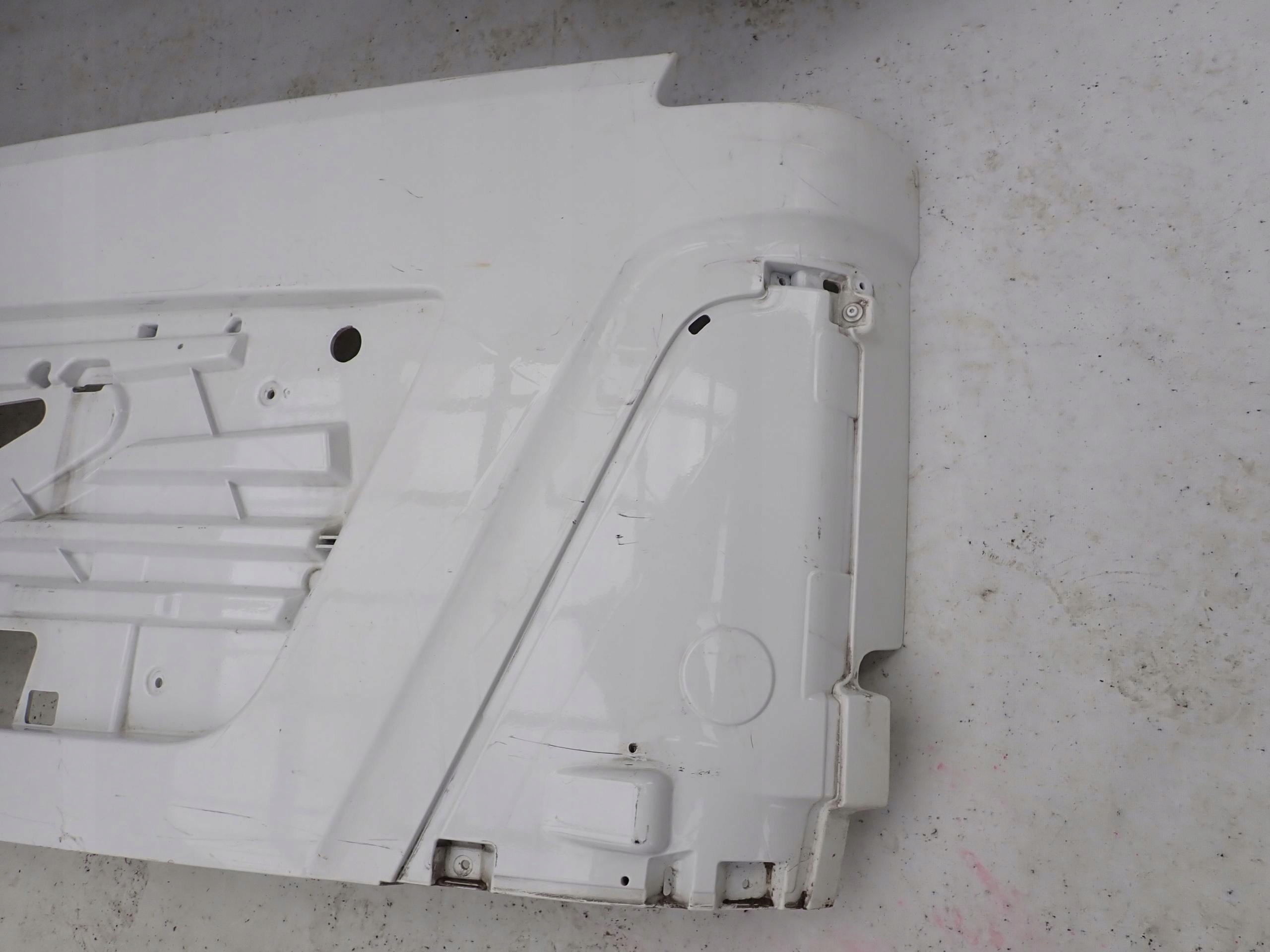 MAN TGL E6 LIFT 12-> pillar bonnet grill grille