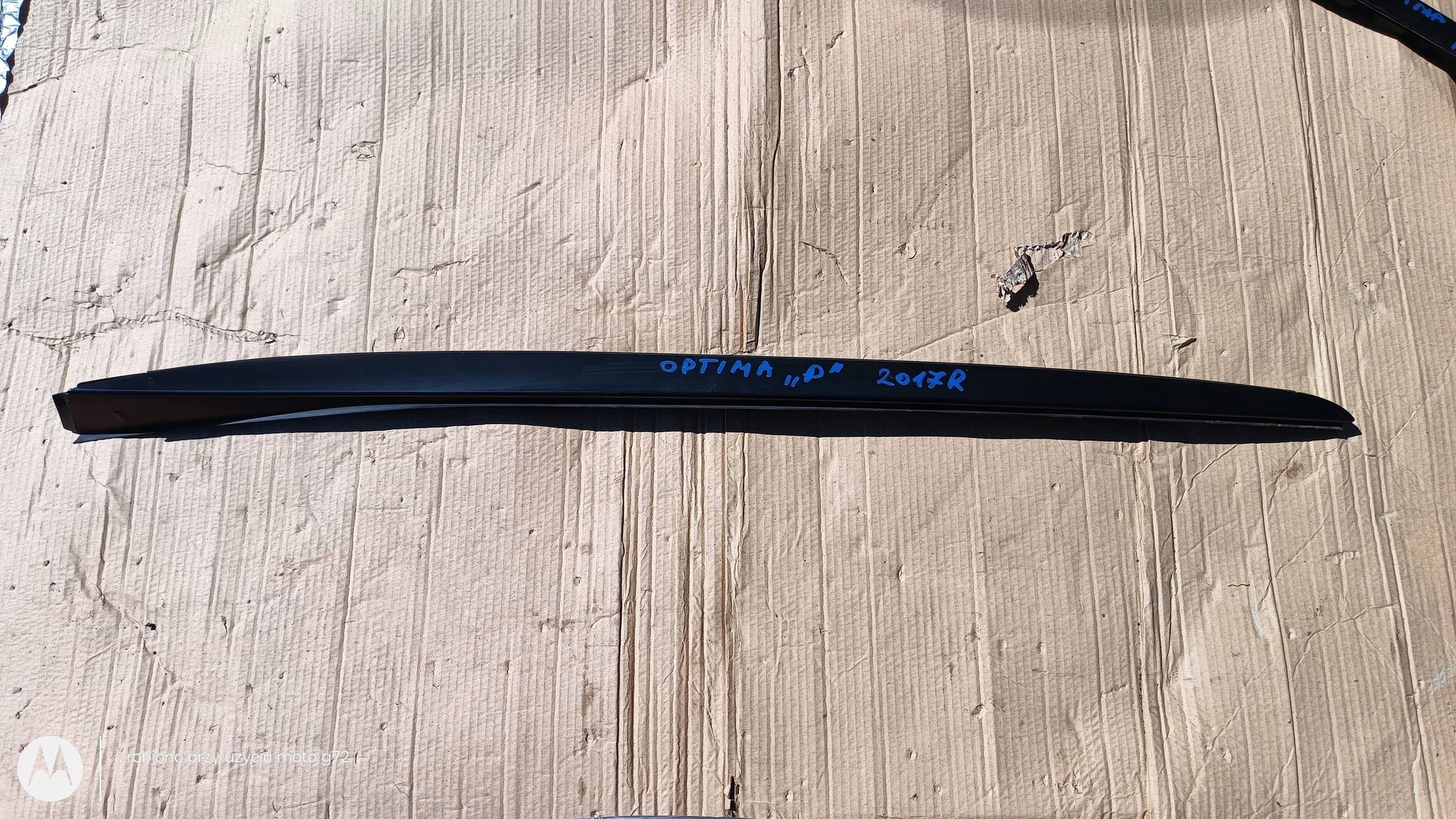 KIA OPTIMA IV moulding windows CZOLOWEJ right 86132-D4000 2018R