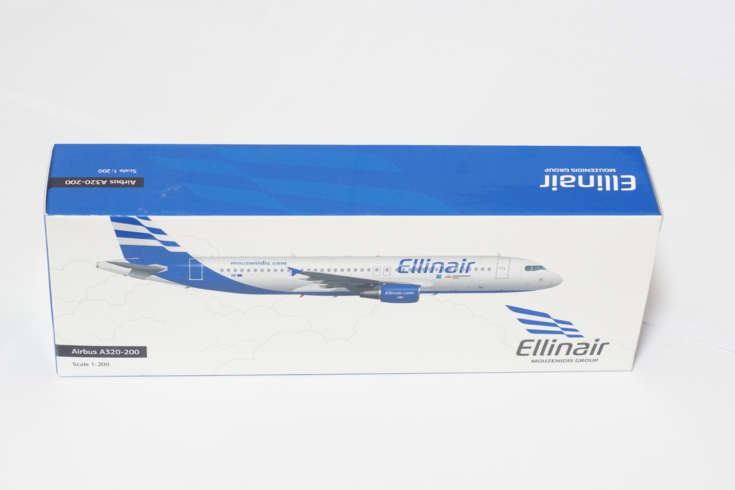 Lupa Airbus A320 Ellinair měřítko 1:200