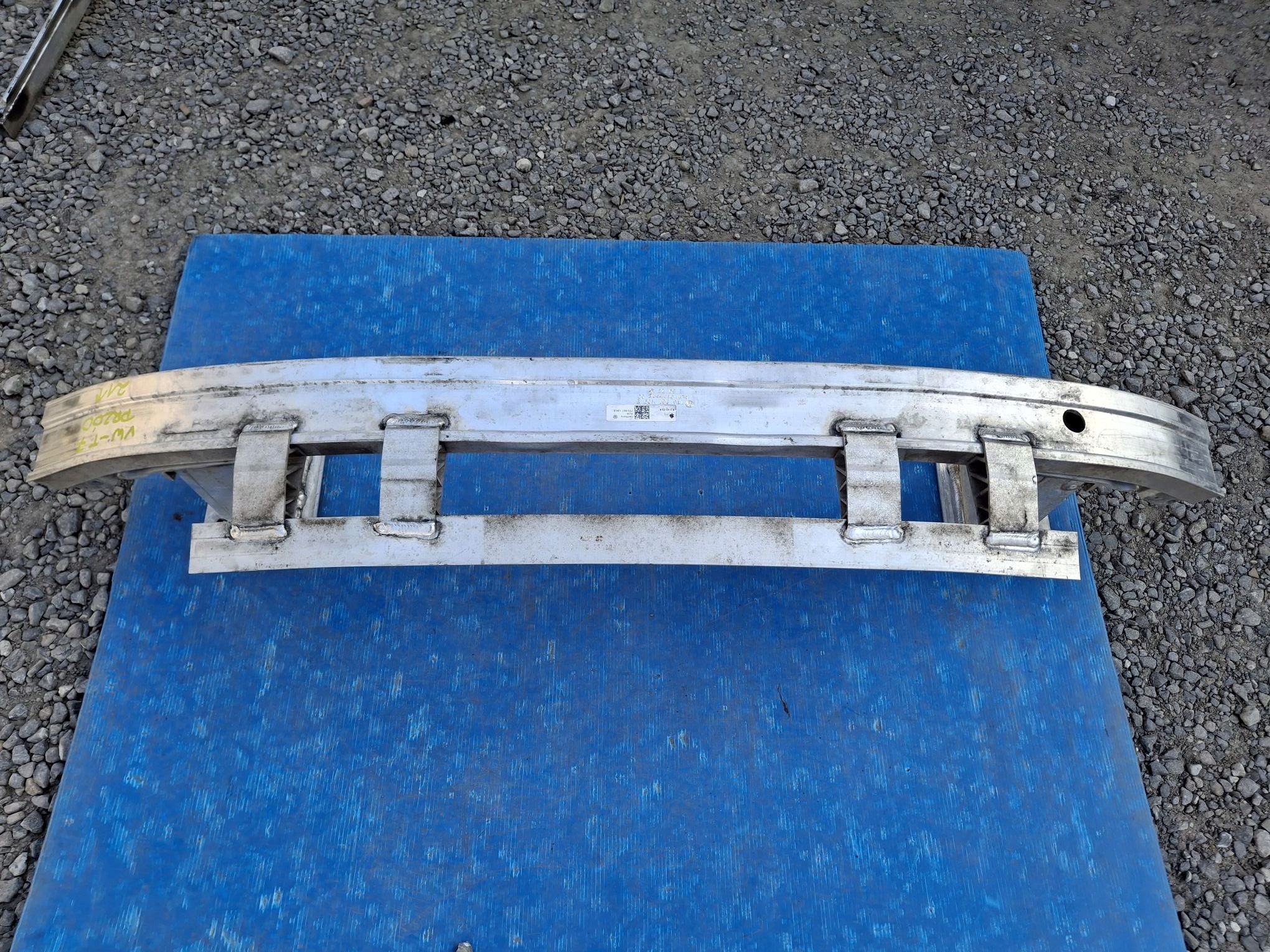 bumper support of the front VW TRANSPORTER T7 2021R->