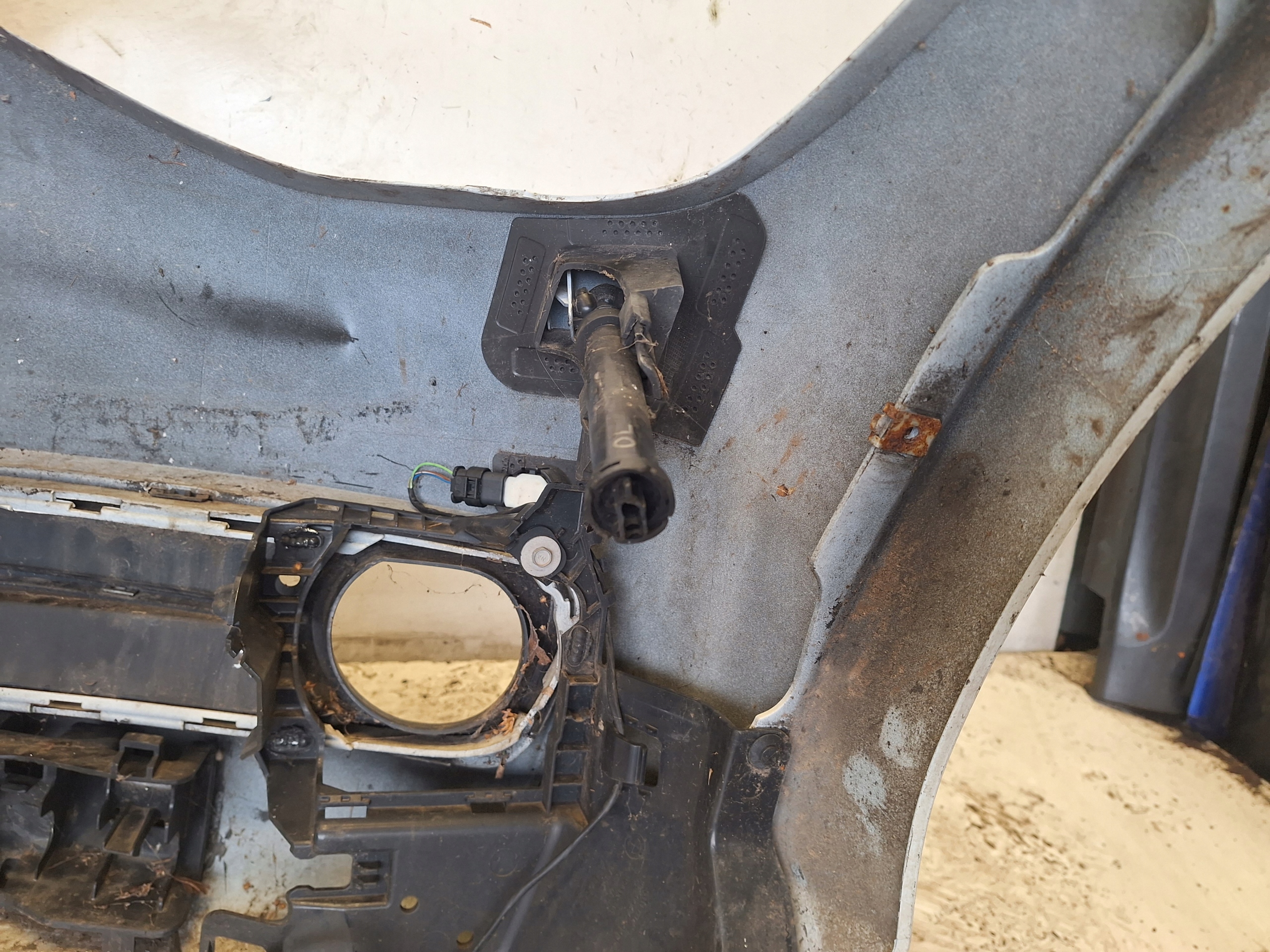 BMW e F20 F21 11-16 Paraurti XENON + PDC